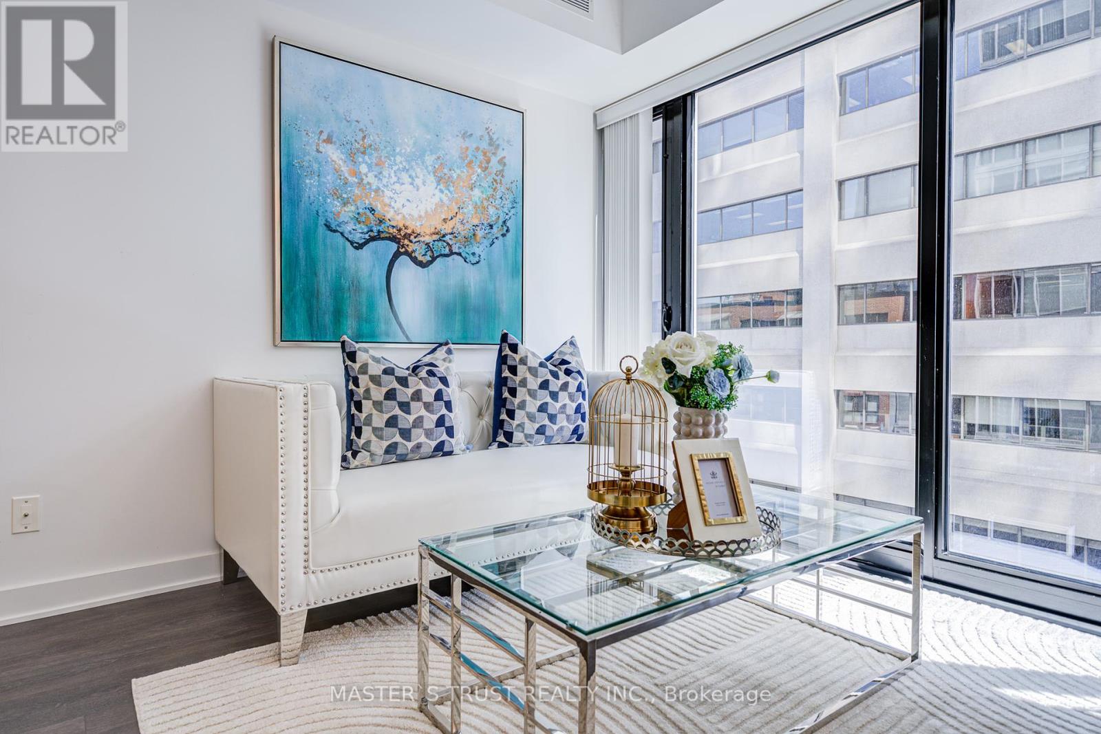 606 - 188 Cumberland Street, Toronto, Ontario  M5R 0B6 - Photo 10 - C12149429
