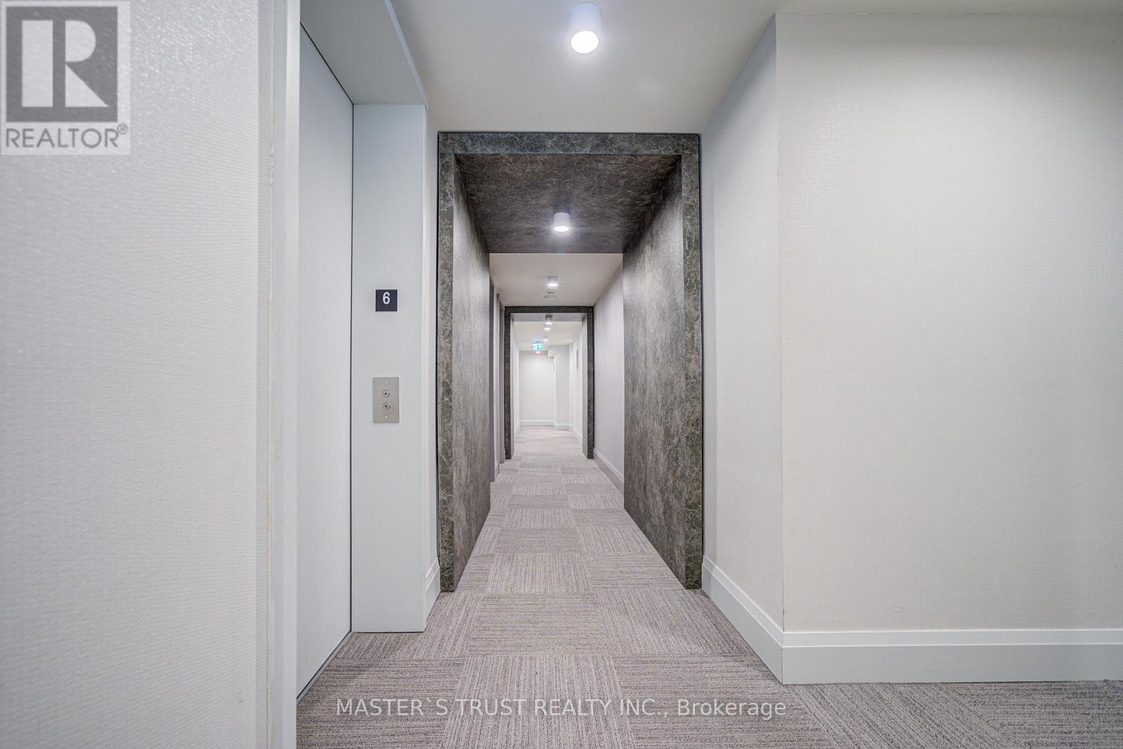 606 - 188 Cumberland Street, Toronto, Ontario  M5R 0B6 - Photo 2 - C12149429