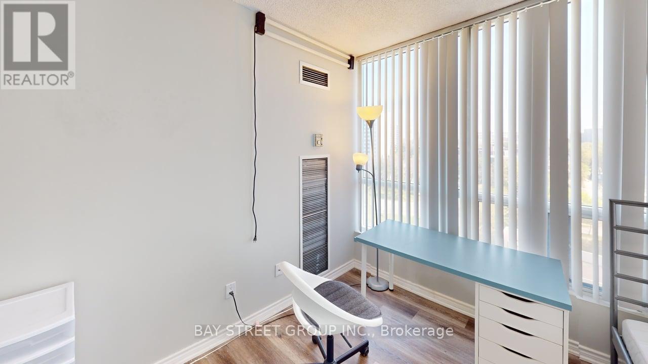 1019 - 3050 Ellesmere Road, Toronto, Ontario  M1E 5E6 - Photo 5 - E12149393