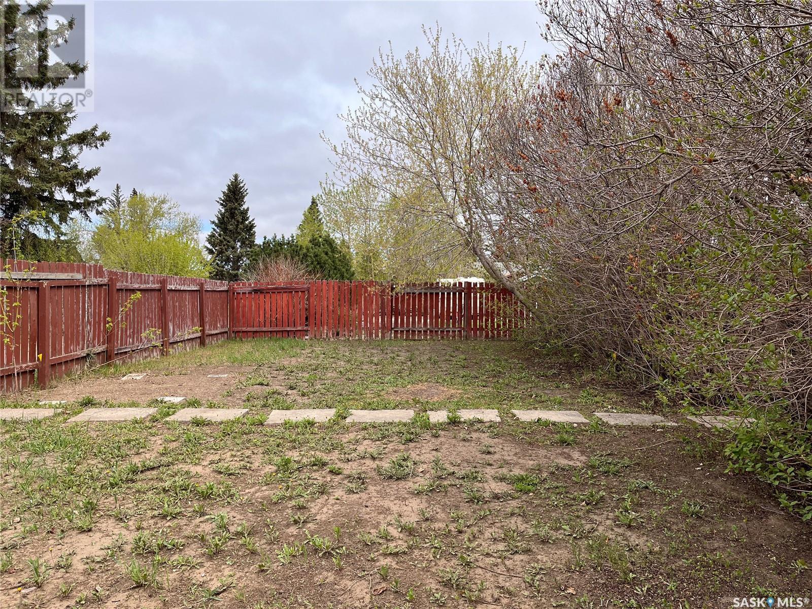 1008 1st Street E, Nipawin, Saskatchewan  S0E 1E0 - Photo 9 - SK996945