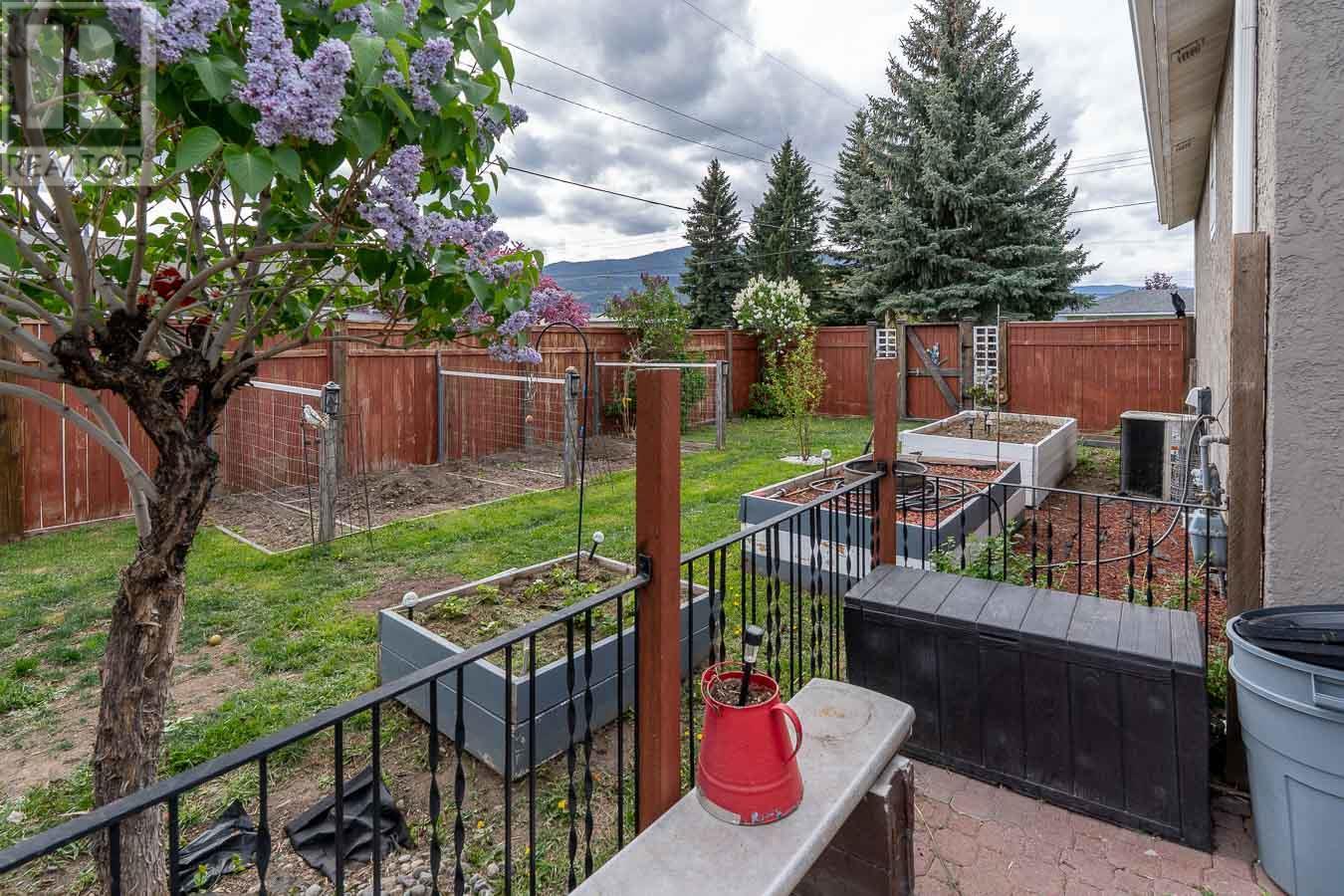 2199 Mamette Avenue, Merritt, British Columbia  V1K 1R6 - Photo 17 - 10347631