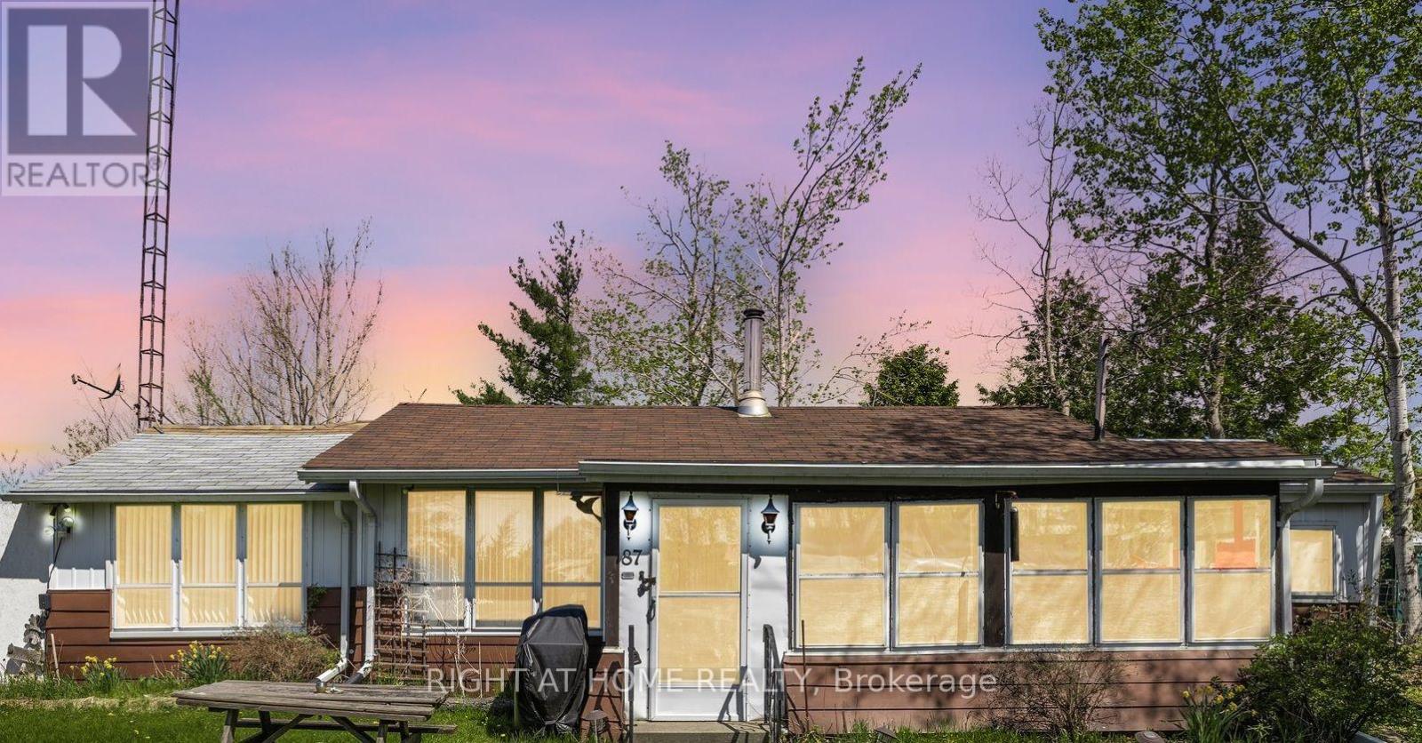 194 MCGUIRE BEACH ROAD, Kawartha Lakes, Ontario