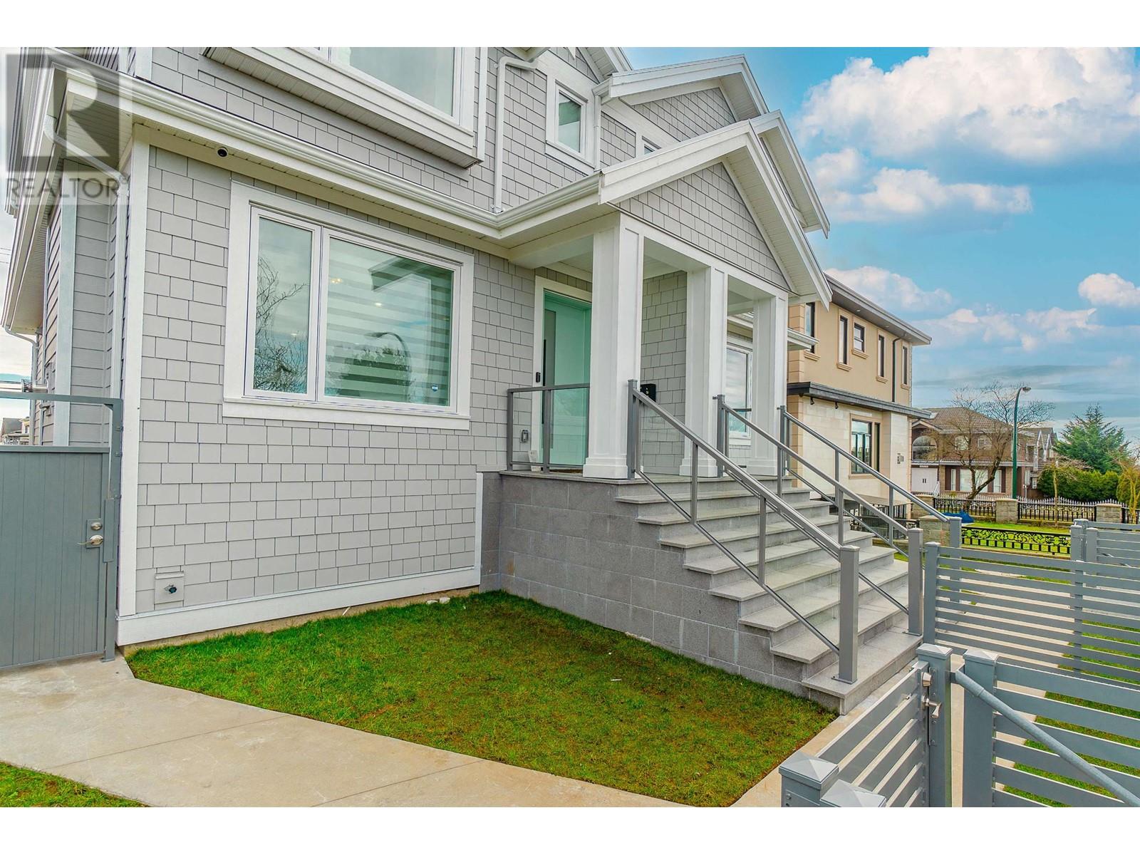 Listing Picture 9 of 13 : 2790 E 49TH AVENUE, Vancouver / 溫哥華 - 魯藝地產 Yvonne Lu Group - MLS Medallion Club Member