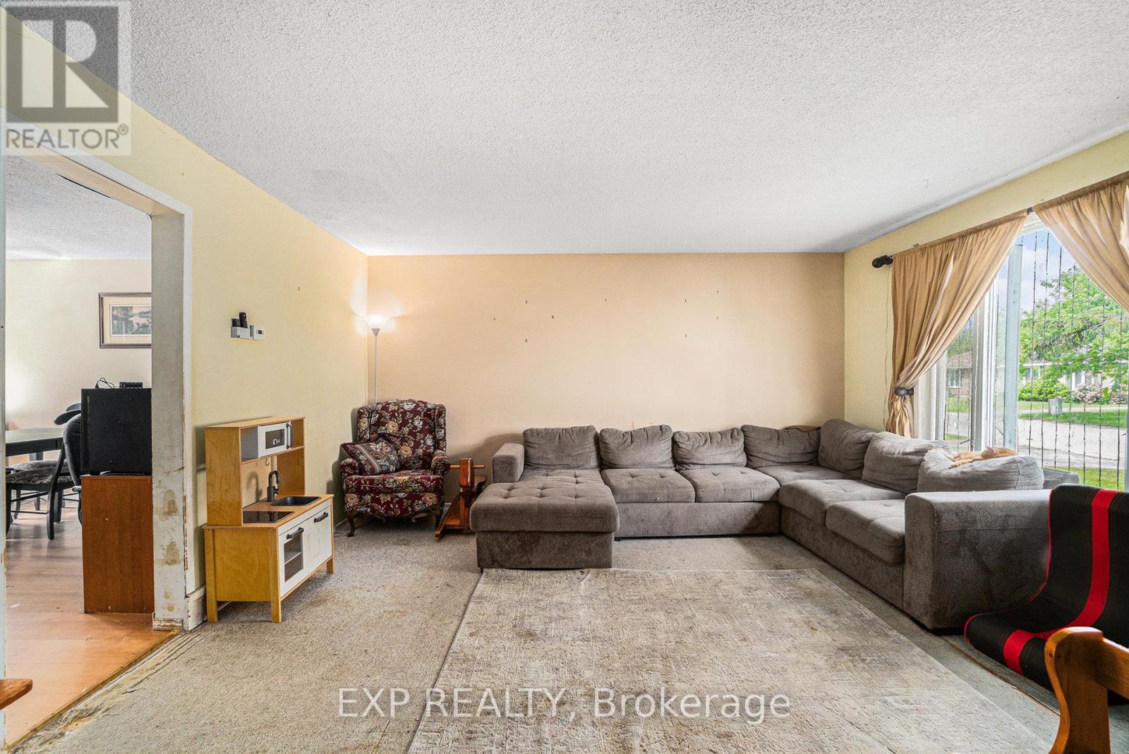 983 Mackenzie Road, Prescott, Ontario  K0G 1T0 - Photo 5 - X12149445