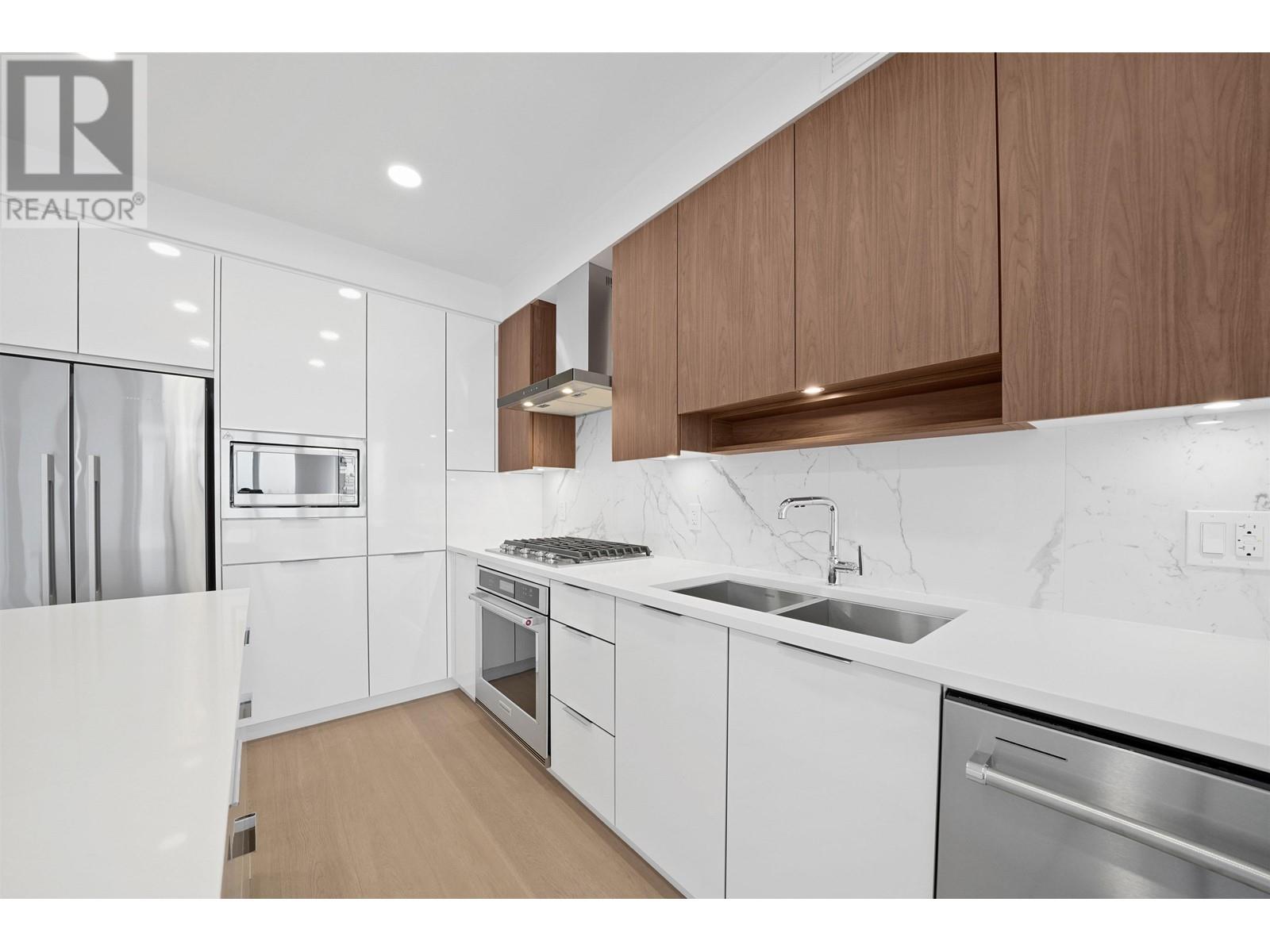 1601 7683 Park Crescent, Burnaby, British Columbia  V3N 0J4 - Photo 11 - R3003048
