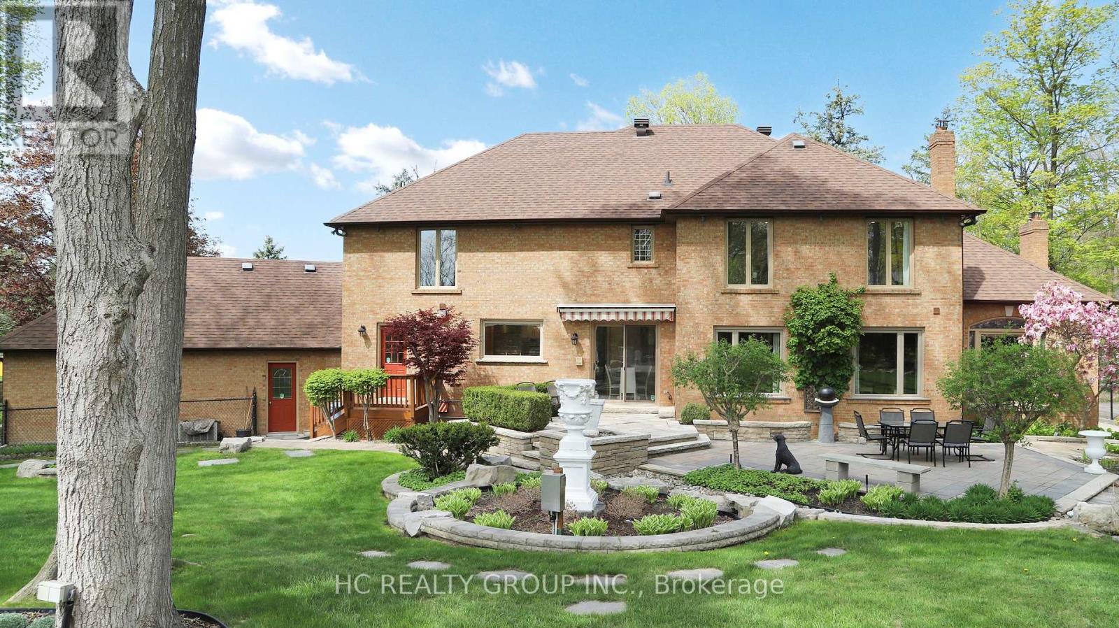 2 Glenridge Drive, Markham, Ontario  L6C 1A1 - Photo 41 - N12149452