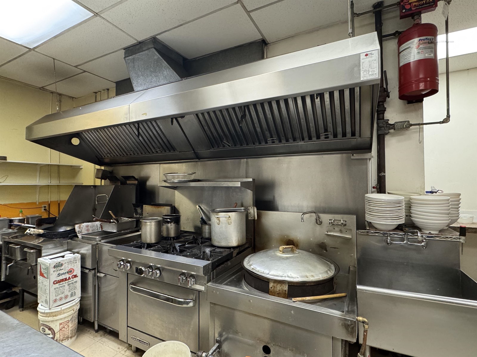 102 10330 152 STREET, Surrey, British Columbia