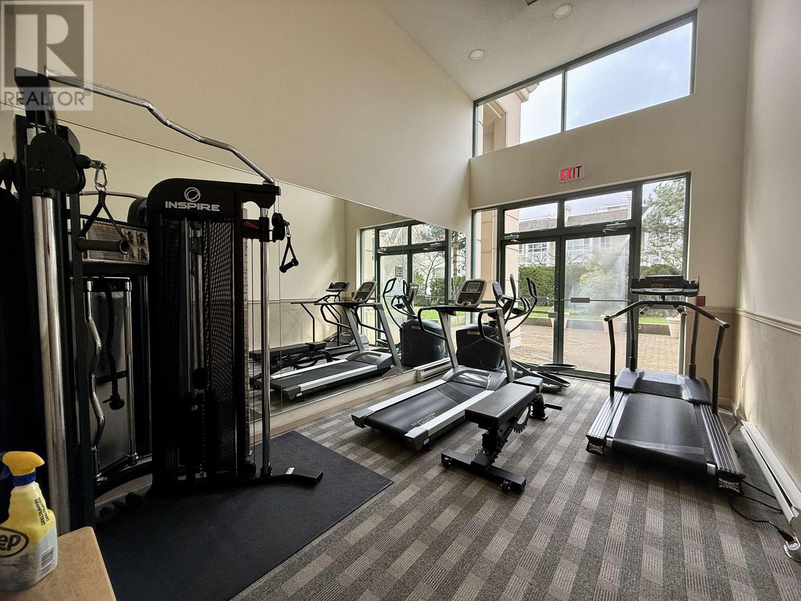 Listing Picture 12 of 12 : 1302 6622 SOUTHOAKS CRESCENT, Burnaby / 本拿比 - 魯藝地產 Yvonne Lu Group - MLS Medallion Club Member