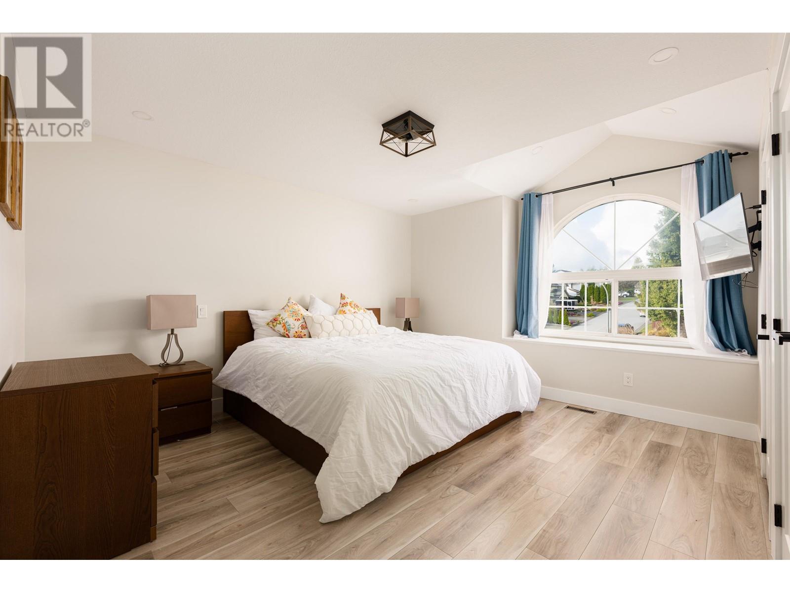 1282 Lincoln Drive, Port Coquitlam, British Columbia  V3B 7J5 - Photo 9 - R2993220