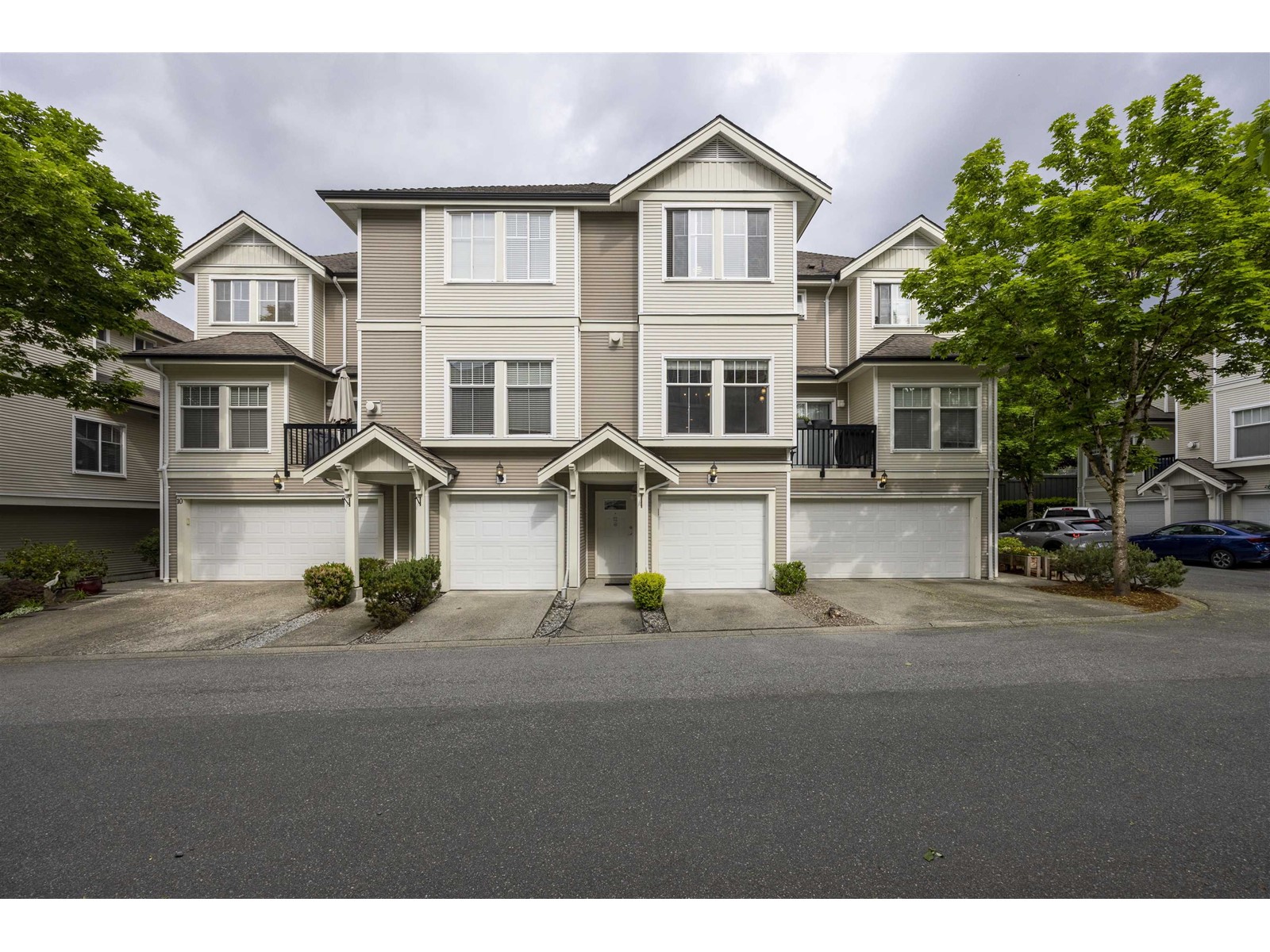 Property at 12 21535 88 AVENUE image 1
