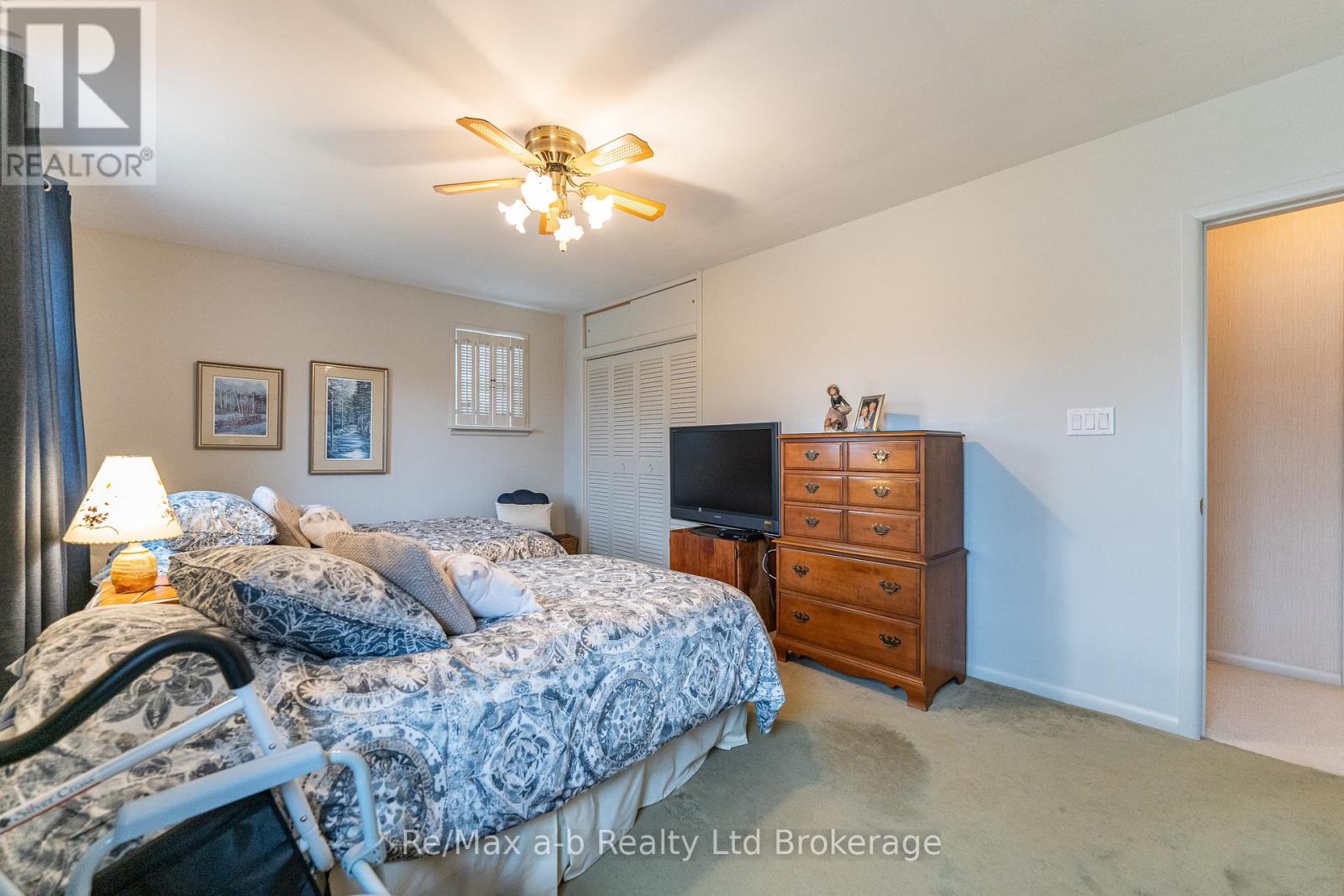 41 Parkwood Drive, Tillsonburg, Ontario  N4G 2B7 - Photo 20 - X12148734