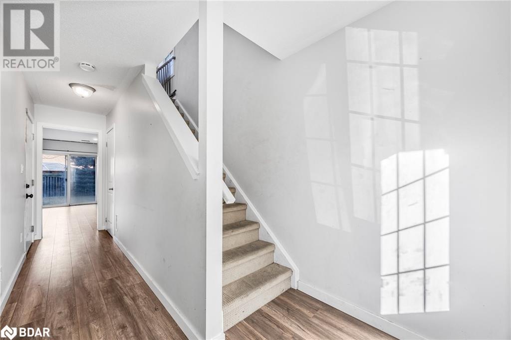 91 Coughlin Road Unit# 24, Barrie, Ontario  L4N 0L6 - Photo 5 - 40701571