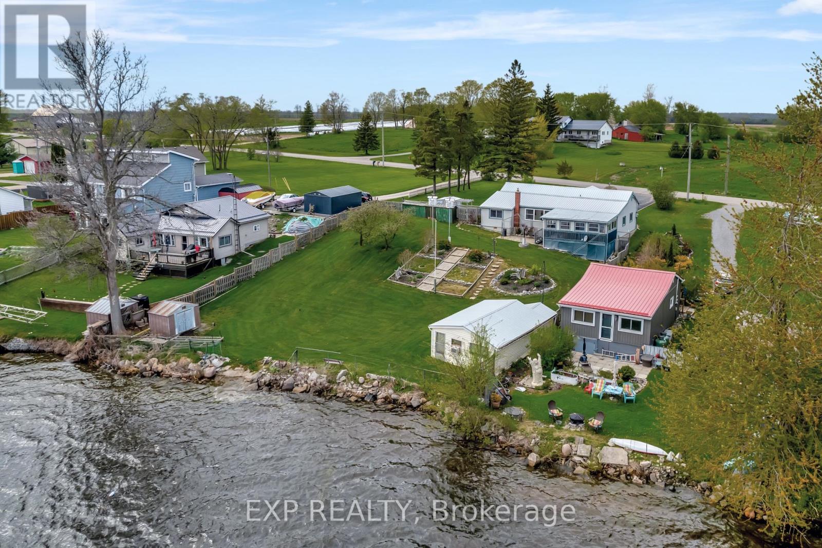 Property at 1083 LAKESIDE DRIVE image 4