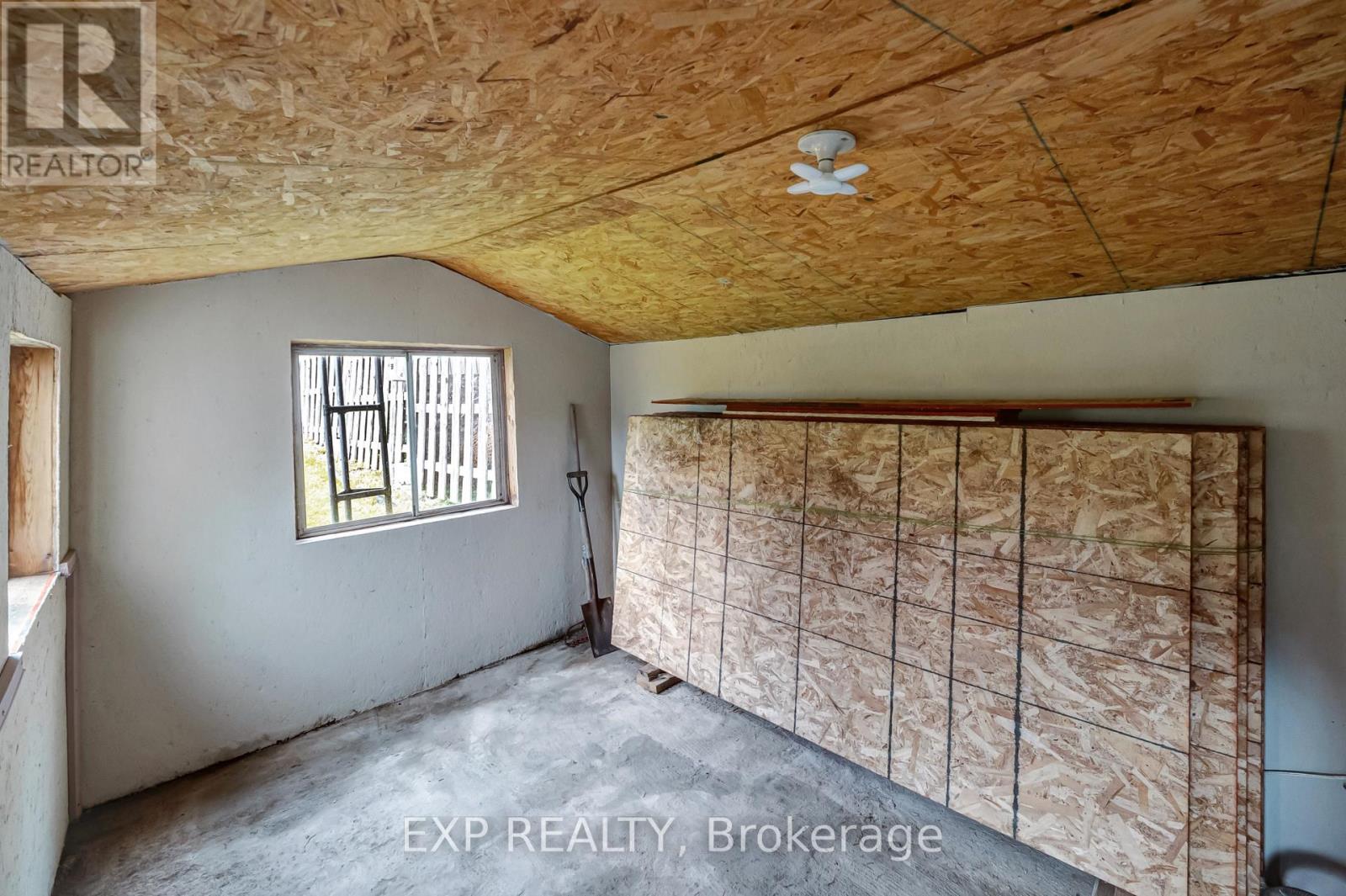 1083 Lakeside Drive, Prince Edward County, Ontario  K0K 1T0 - Photo 41 - X12149524
