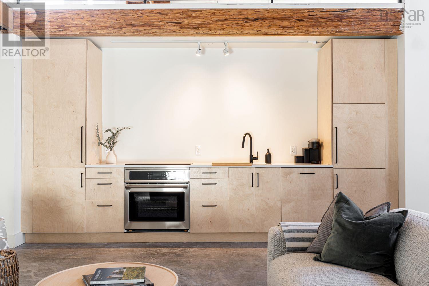 6057 Willow Street, Halifax, Nova Scotia  B3K 1L8 - Photo 12 - 202500541