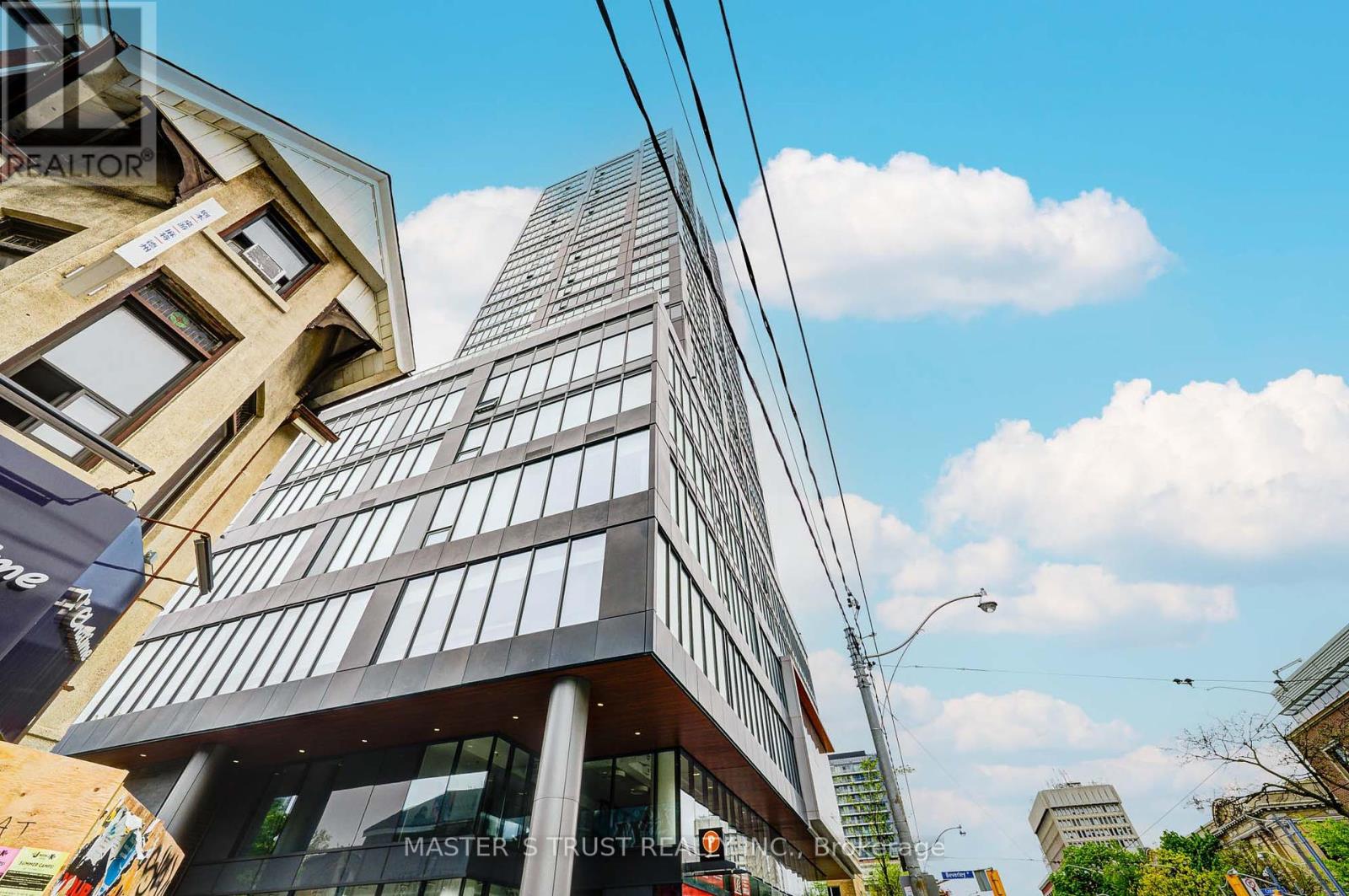 1007 - 203 College Street, Toronto, Ontario  M5T 0C8 - Photo 1 - C12149456