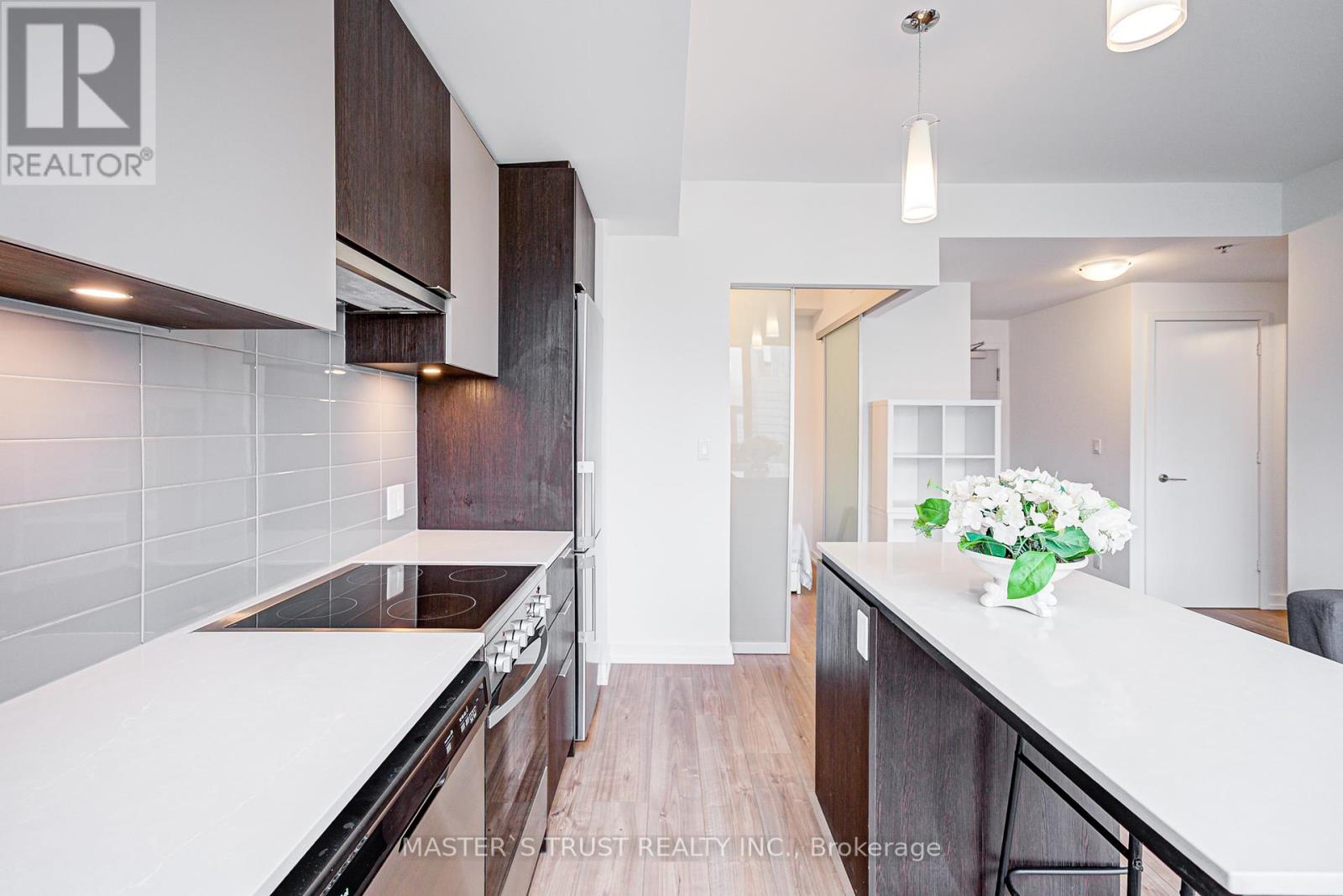 1007 - 203 College Street, Toronto, Ontario  M5T 0C8 - Photo 12 - C12149456