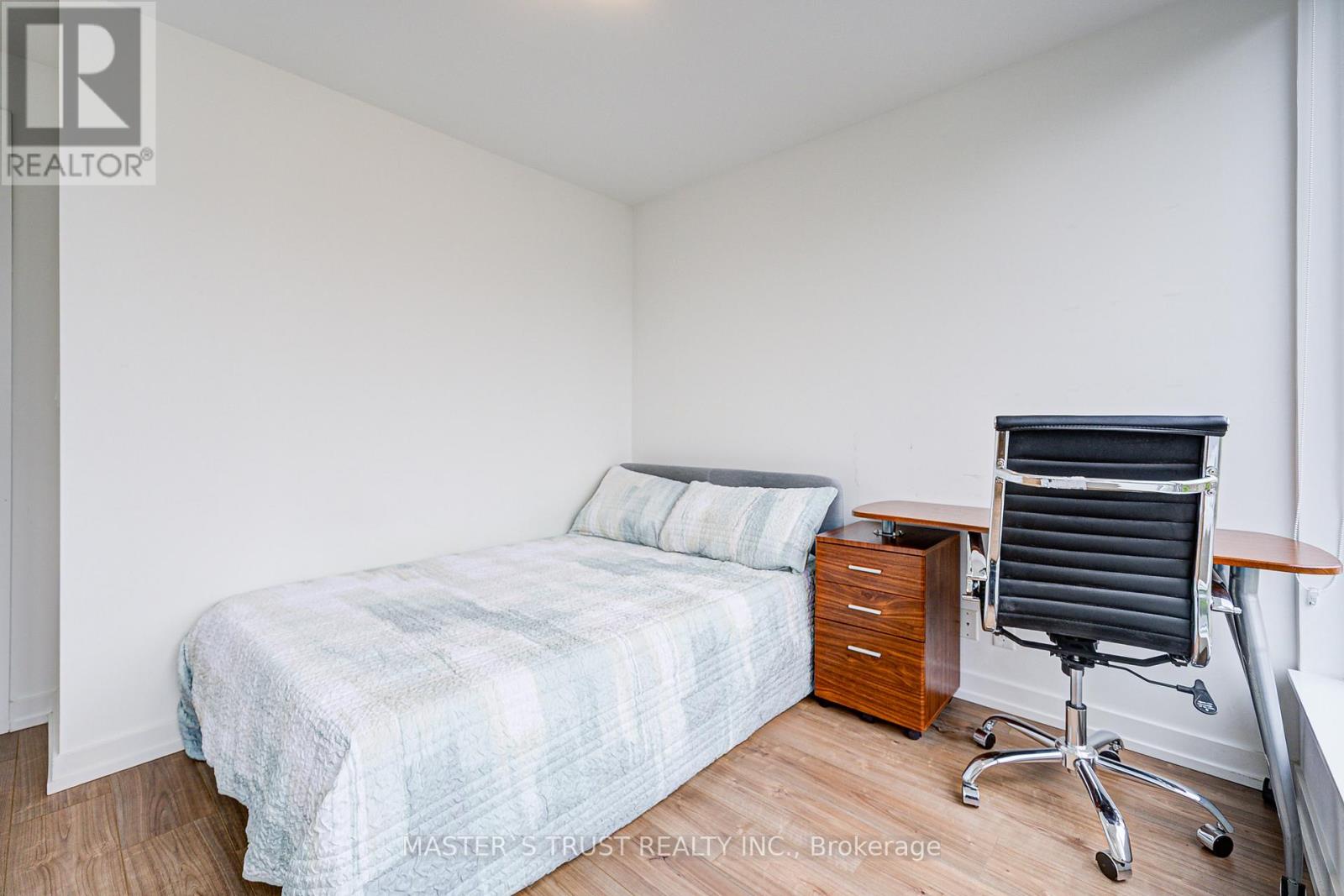 1007 - 203 College Street, Toronto, Ontario  M5T 0C8 - Photo 19 - C12149456