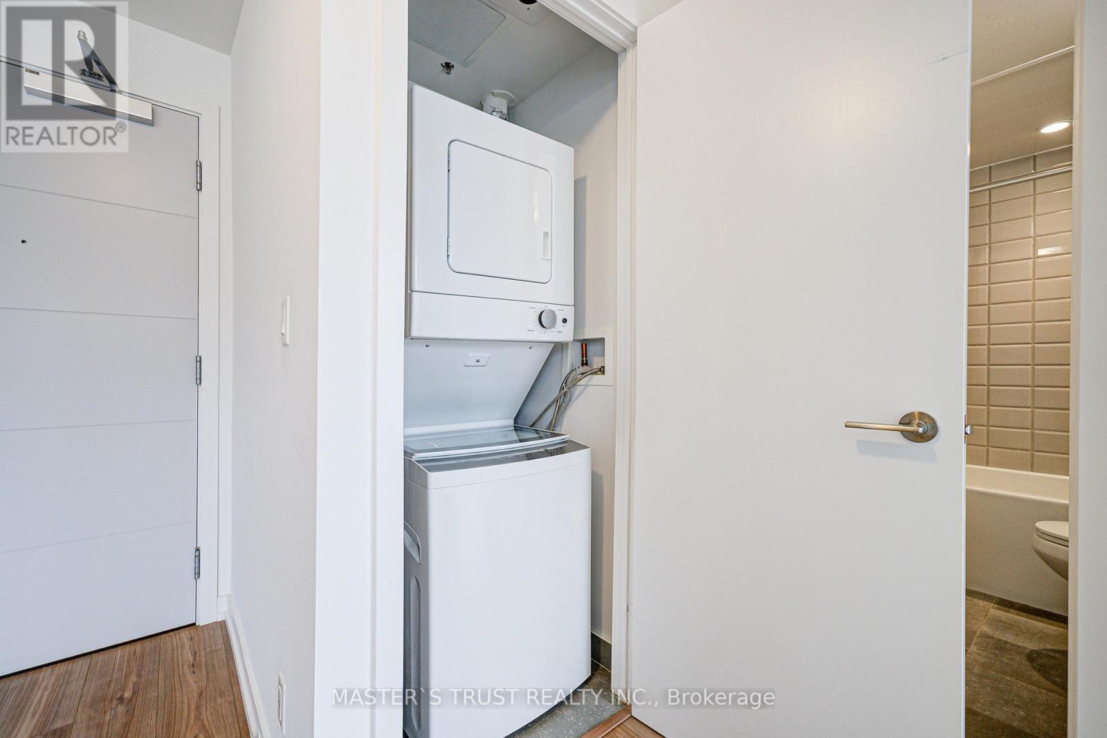 1007 - 203 College Street, Toronto, Ontario  M5T 0C8 - Photo 24 - C12149456