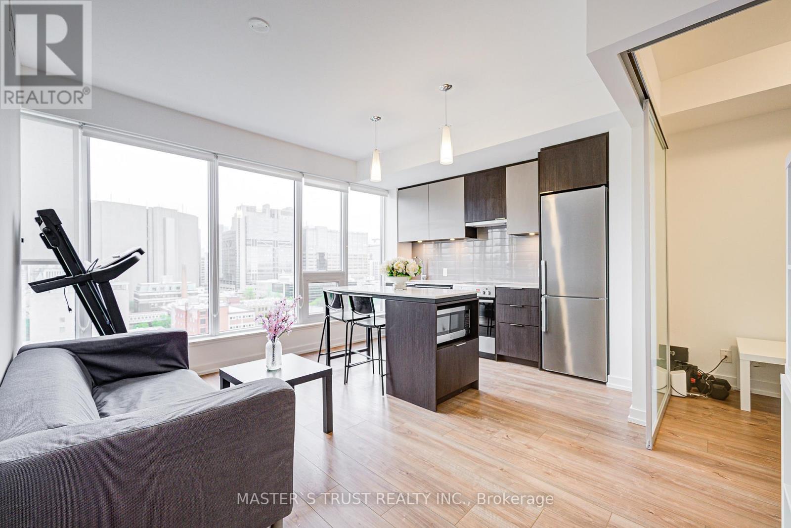 1007 - 203 College Street, Toronto, Ontario  M5T 0C8 - Photo 6 - C12149456