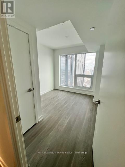 4110 - 8 Wellesley Street W, Toronto, Ontario  M4Y 0J5 - Photo 5 - C12149458