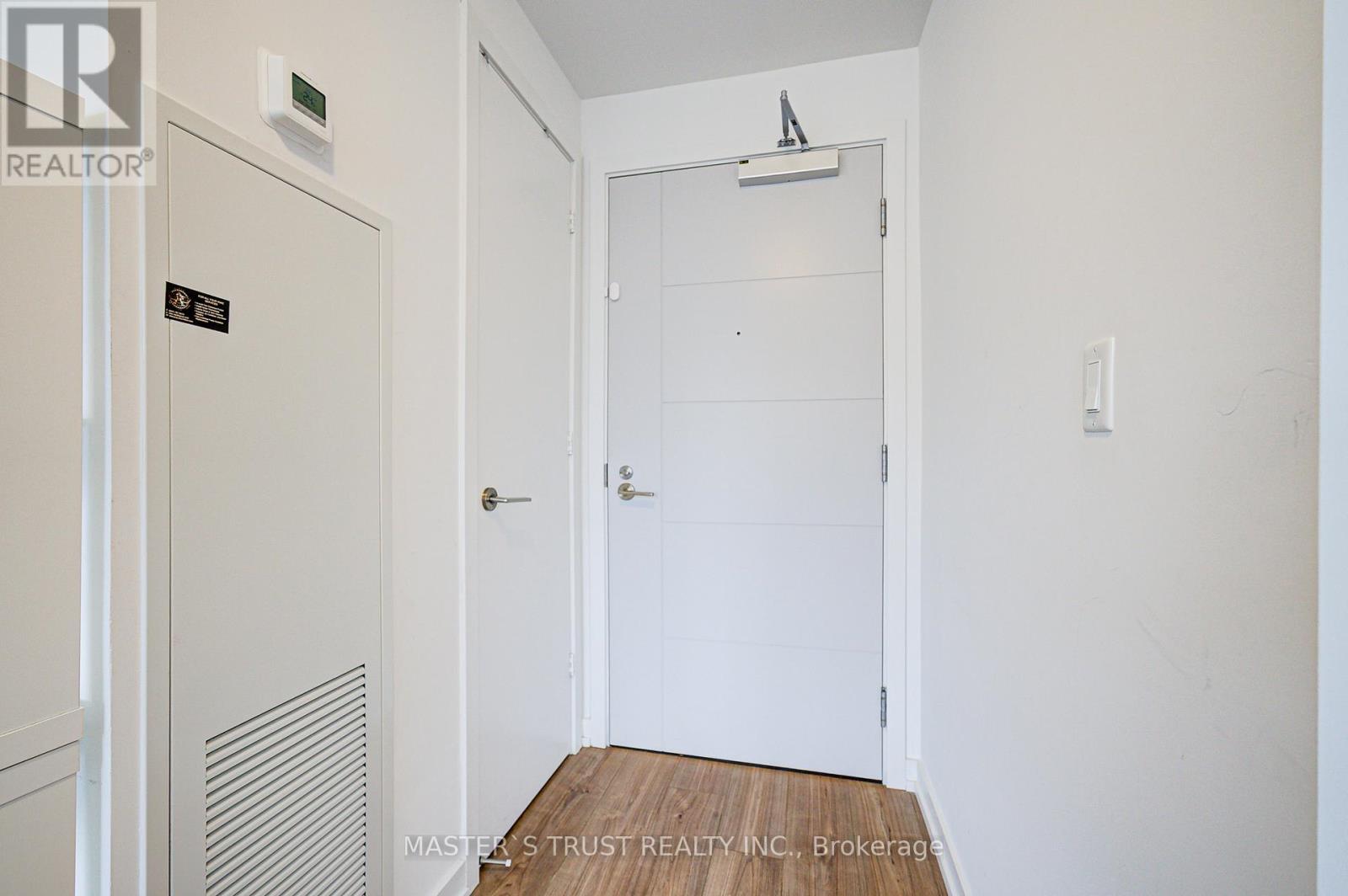 1007 - 203 College Street, Toronto, Ontario  M5T 0C8 - Photo 5 - C12149456