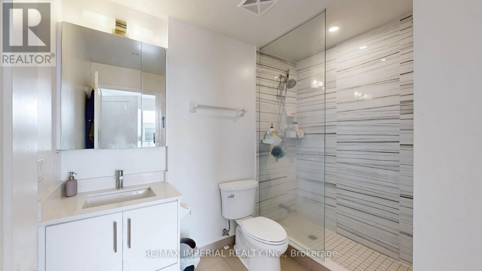 2207 - 95 Oneida Crescent, Richmond Hill, Ontario  L4B 0H5 - Photo 10 - N12140402