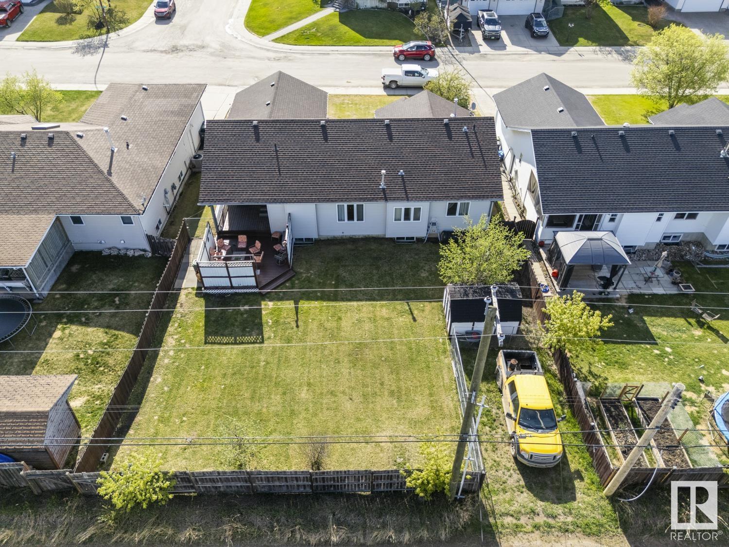 Property at 1714 7 ST image 4