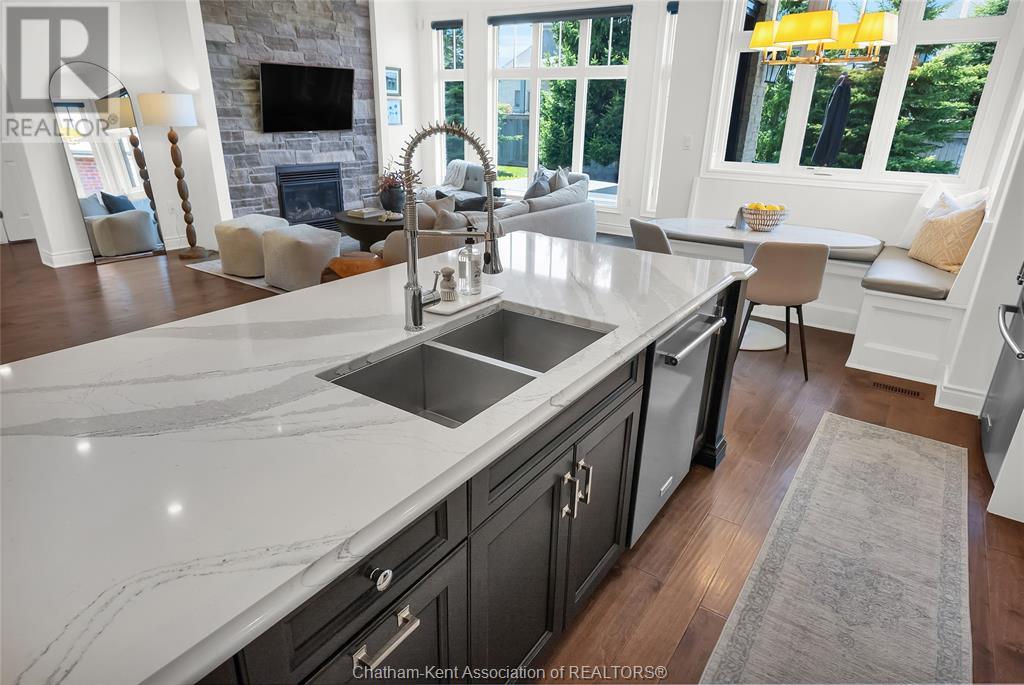 Photo 17 of 50 for 2405 Meadowlands Way