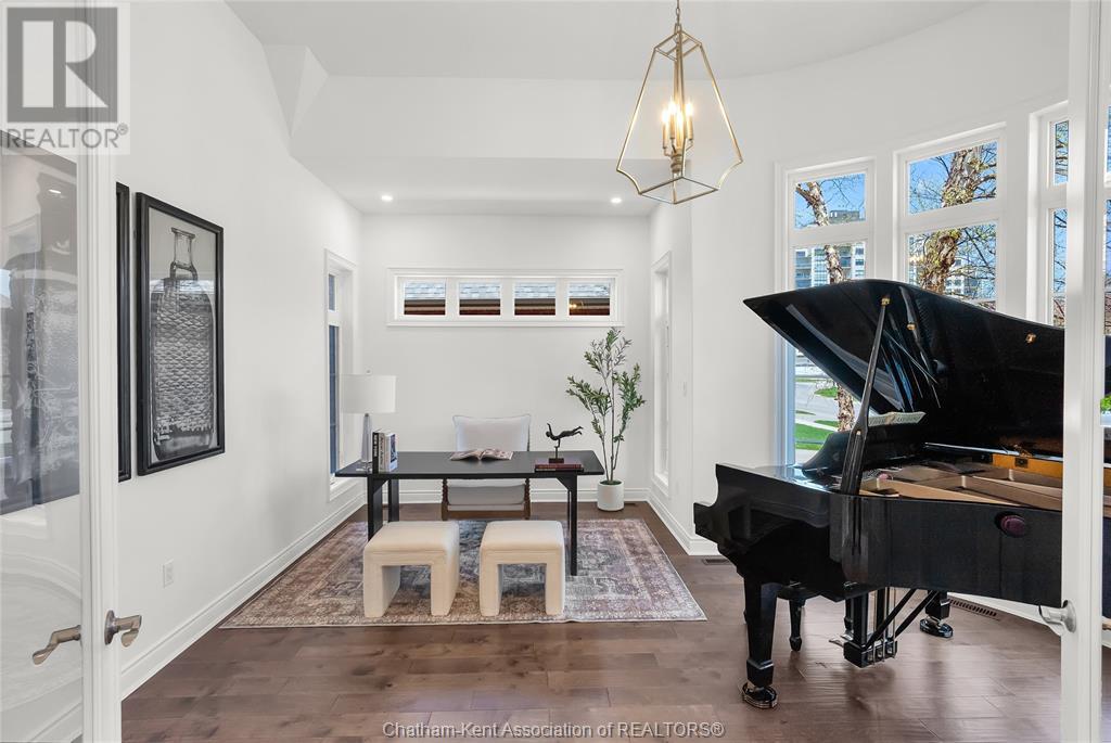 Photo 8 of 50 for 2405 Meadowlands Way