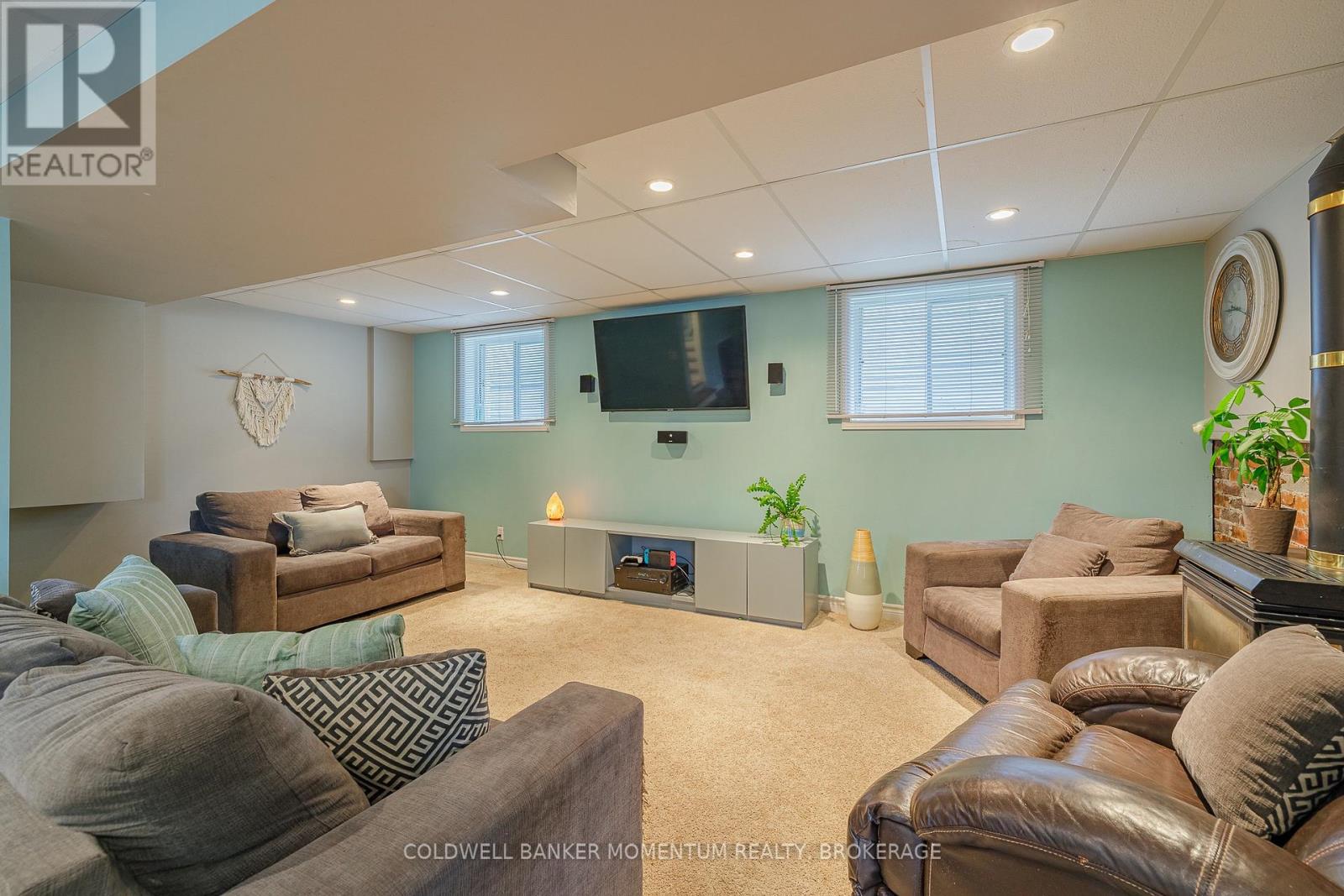 299 Dain Avenue, Welland, Ontario  L3B 3E7 - Photo 29 - X12090393