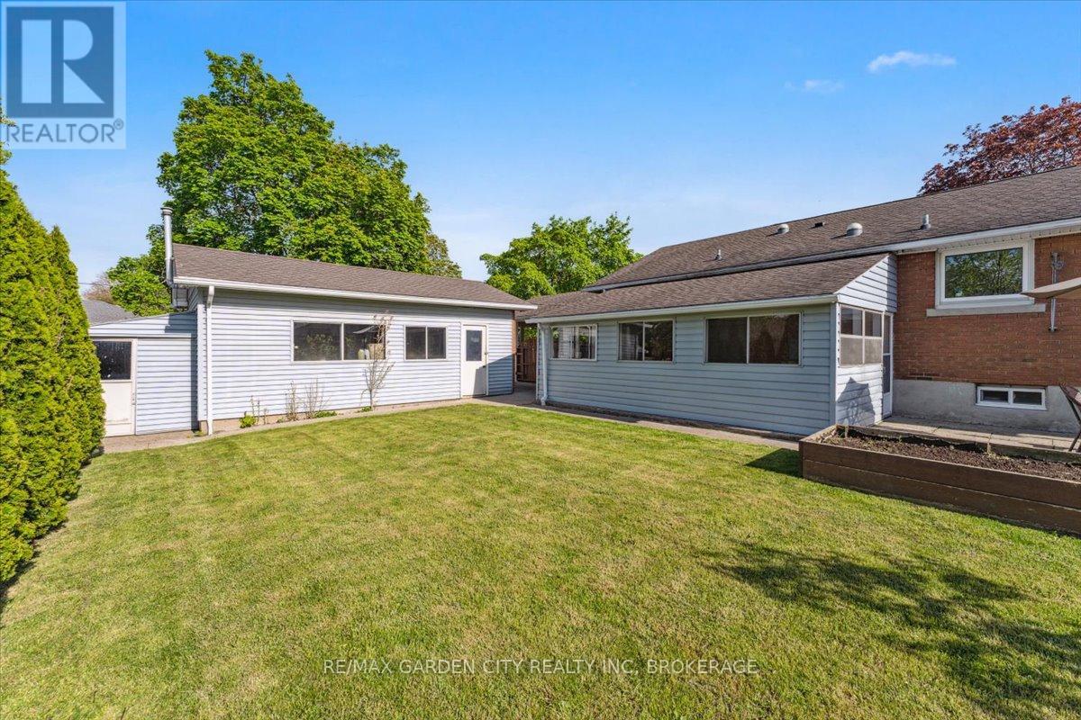 21 Kilbourne Crescent, St. Catharines, Ontario  L2M 3E3 - Photo 41 - X12149548