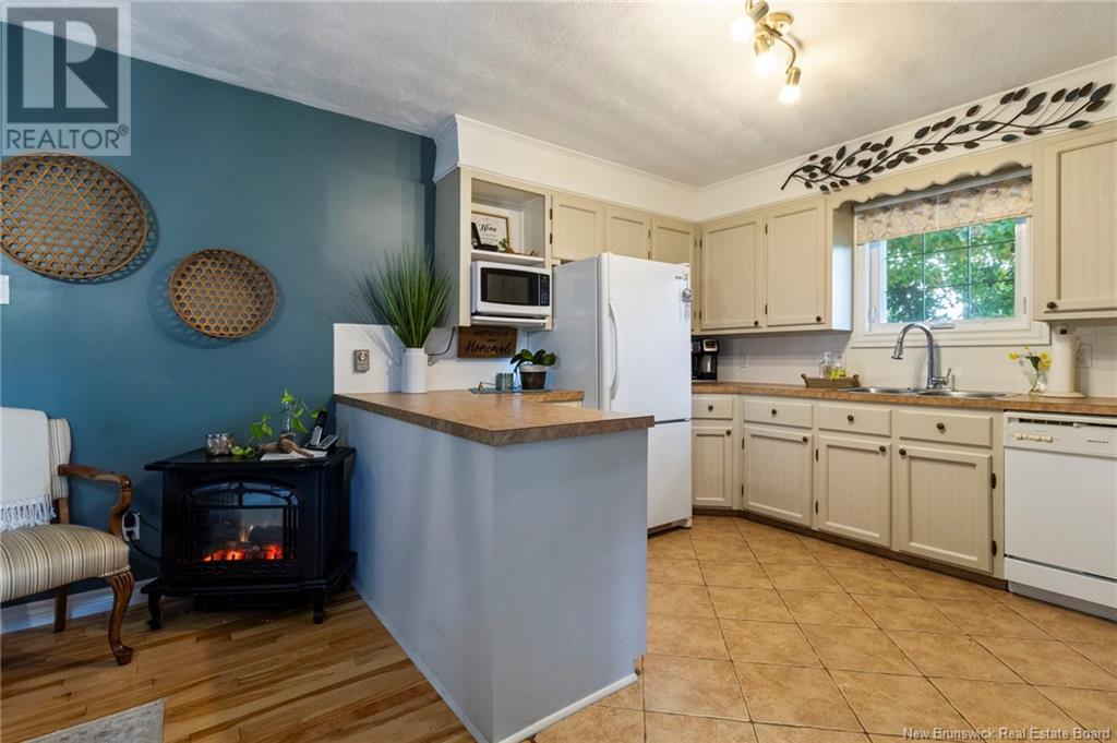 Property at 233 Hennessey Road image 3
