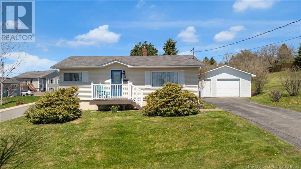 Property at 48 Glengarry Drive image 1