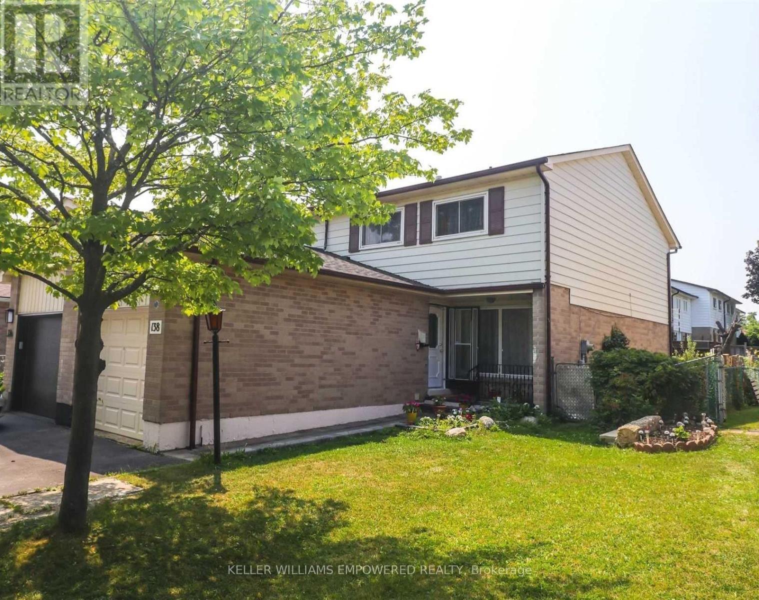 138 HORSELEY HILL DRIVE, Toronto, Ontario