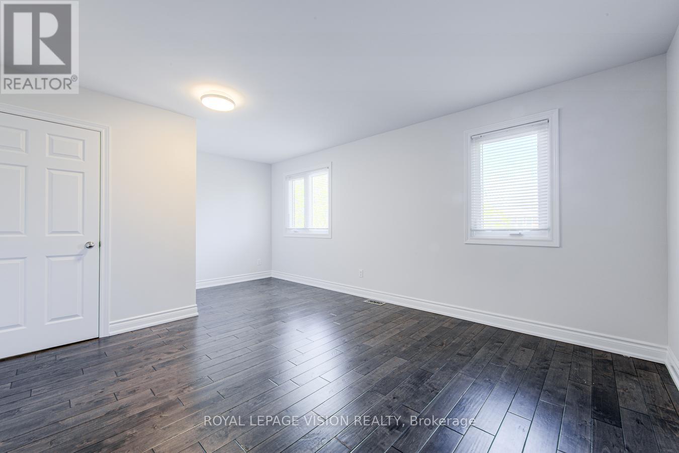 71 Sterling Crescent, Vaughan (Maple), Ontario  L6A 1A1 - Photo 23 - N12149489