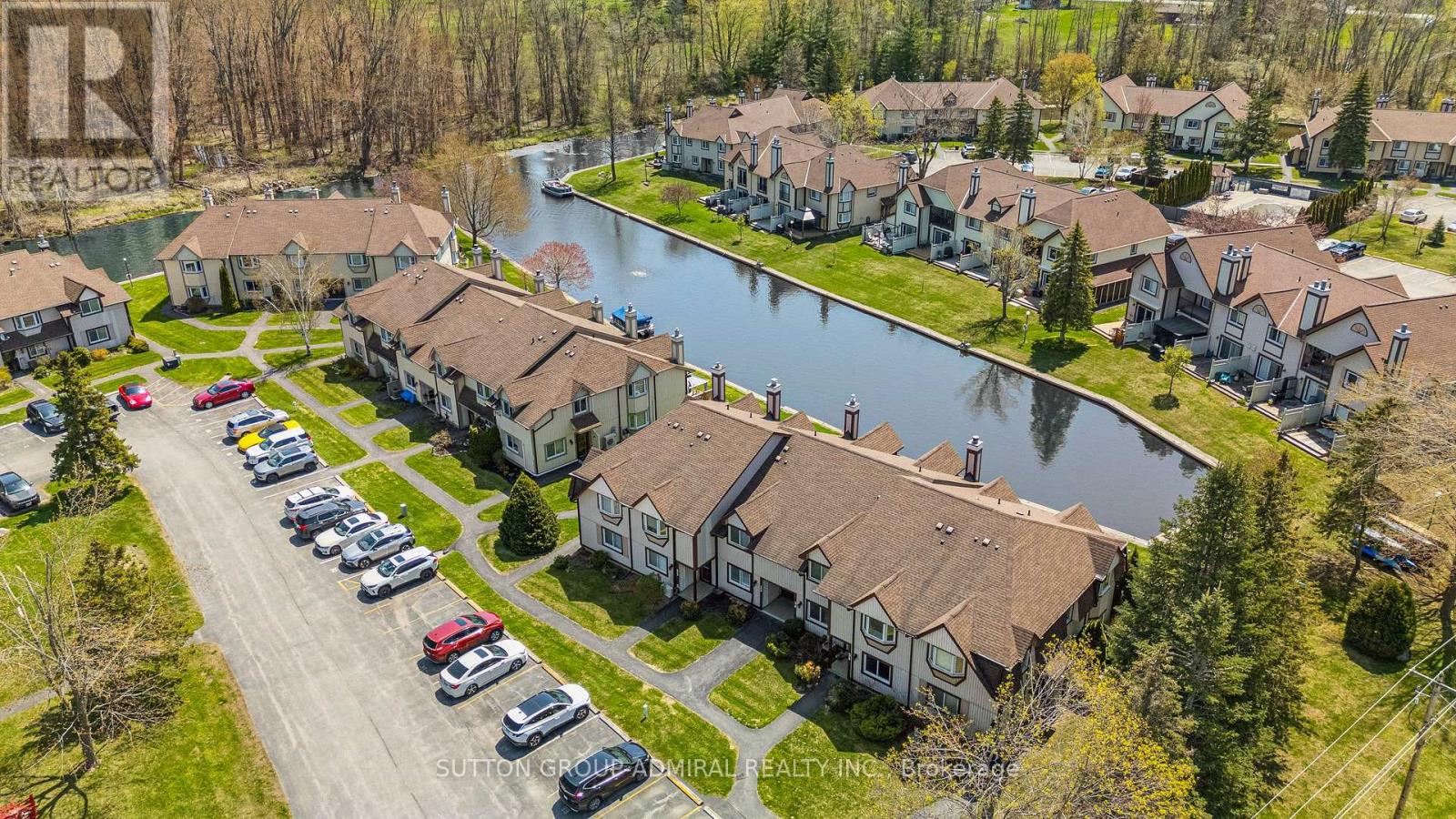 Property at 35 - 21 LAGUNA PARKWAY image 2