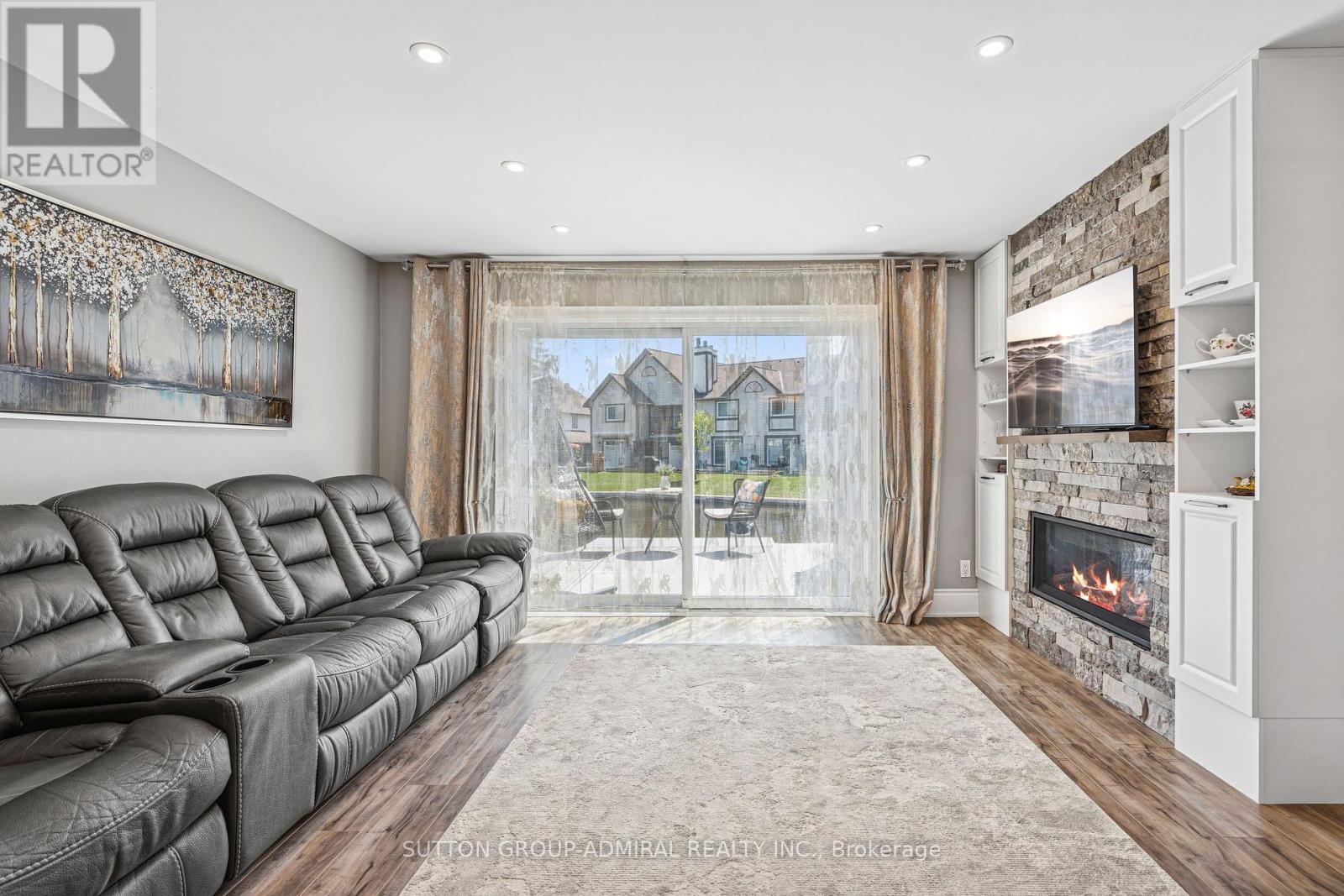 35 - 21 Laguna Parkway, Ramara, Ontario  L0K 1B0 - Photo 7 - S12149512