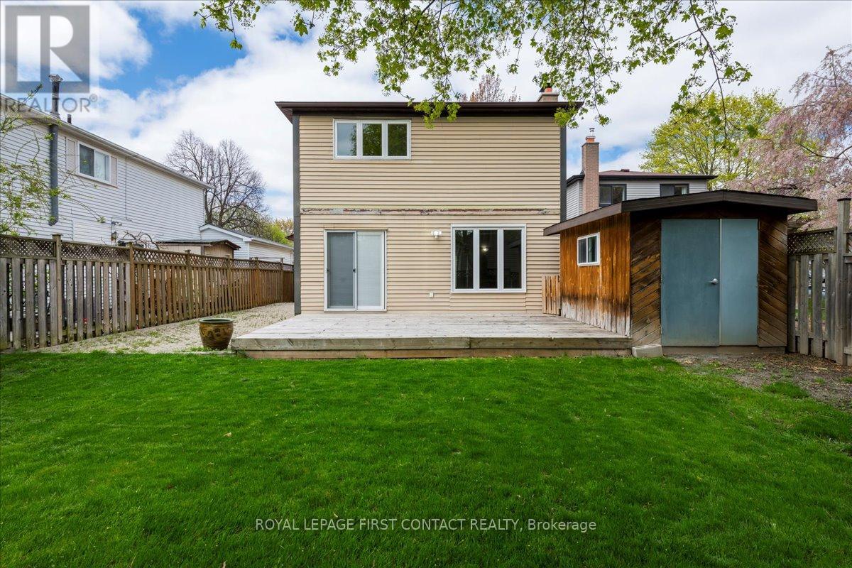 23 Merrylynn Drive, Richmond Hill, Ontario  L4C 5B1 - Photo 36 - N12149539