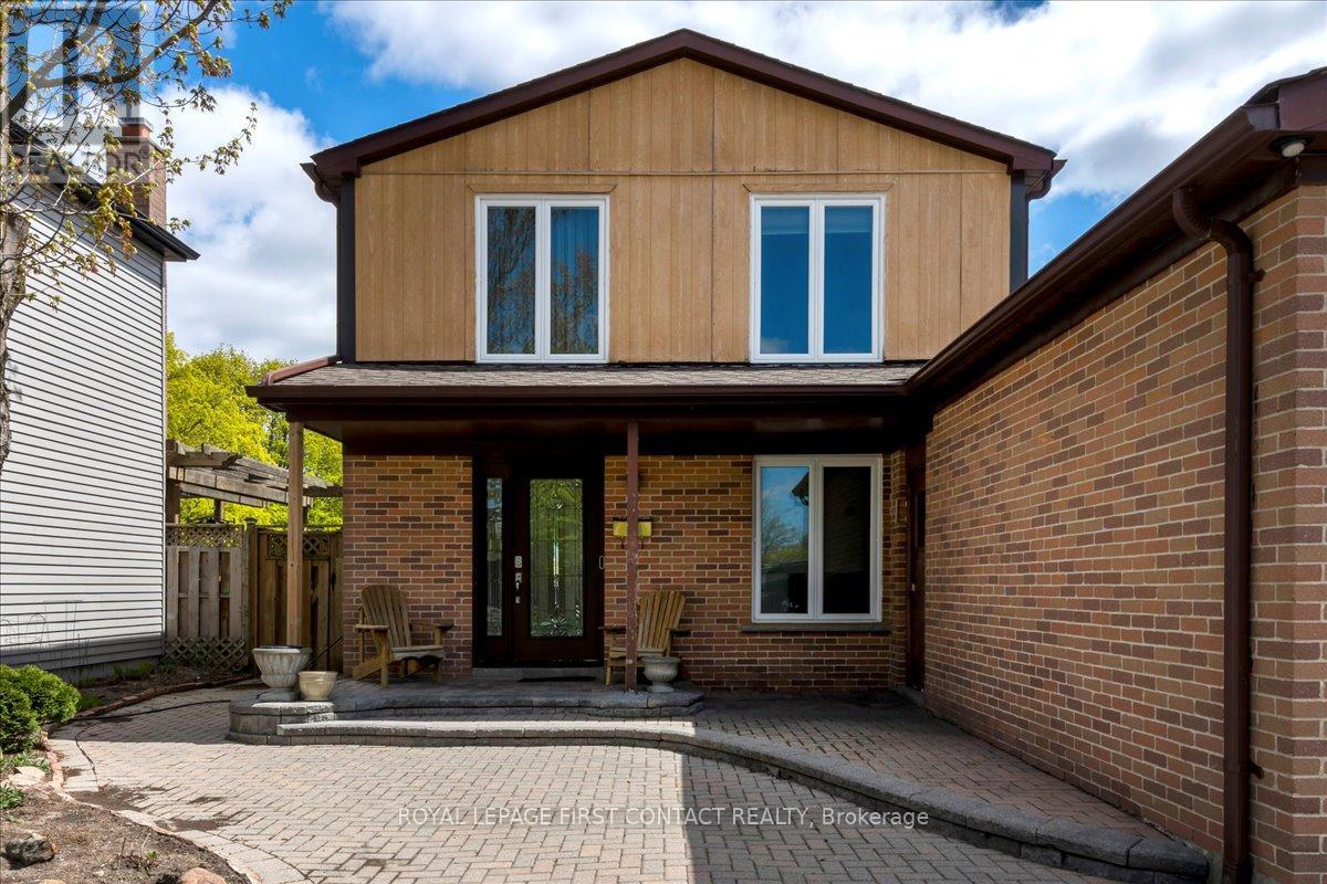23 Merrylynn Drive, Richmond Hill, Ontario  L4C 5B1 - Photo 41 - N12149539