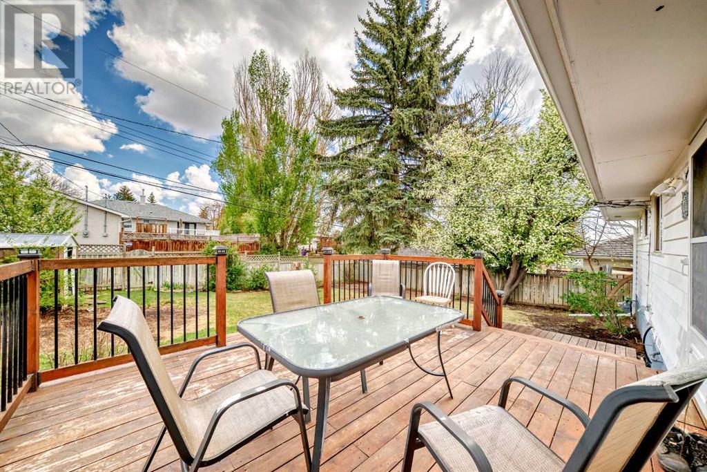 1132 Trafford Drive Nw, Calgary, Alberta  T2K 2T8 - Photo 33 - A2221132
