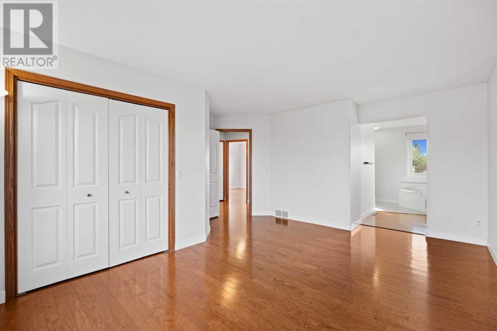 28 Mt Assiniboine Circle Se, Calgary, Alberta  T2Z 2N4 - Photo 28 - A2219940