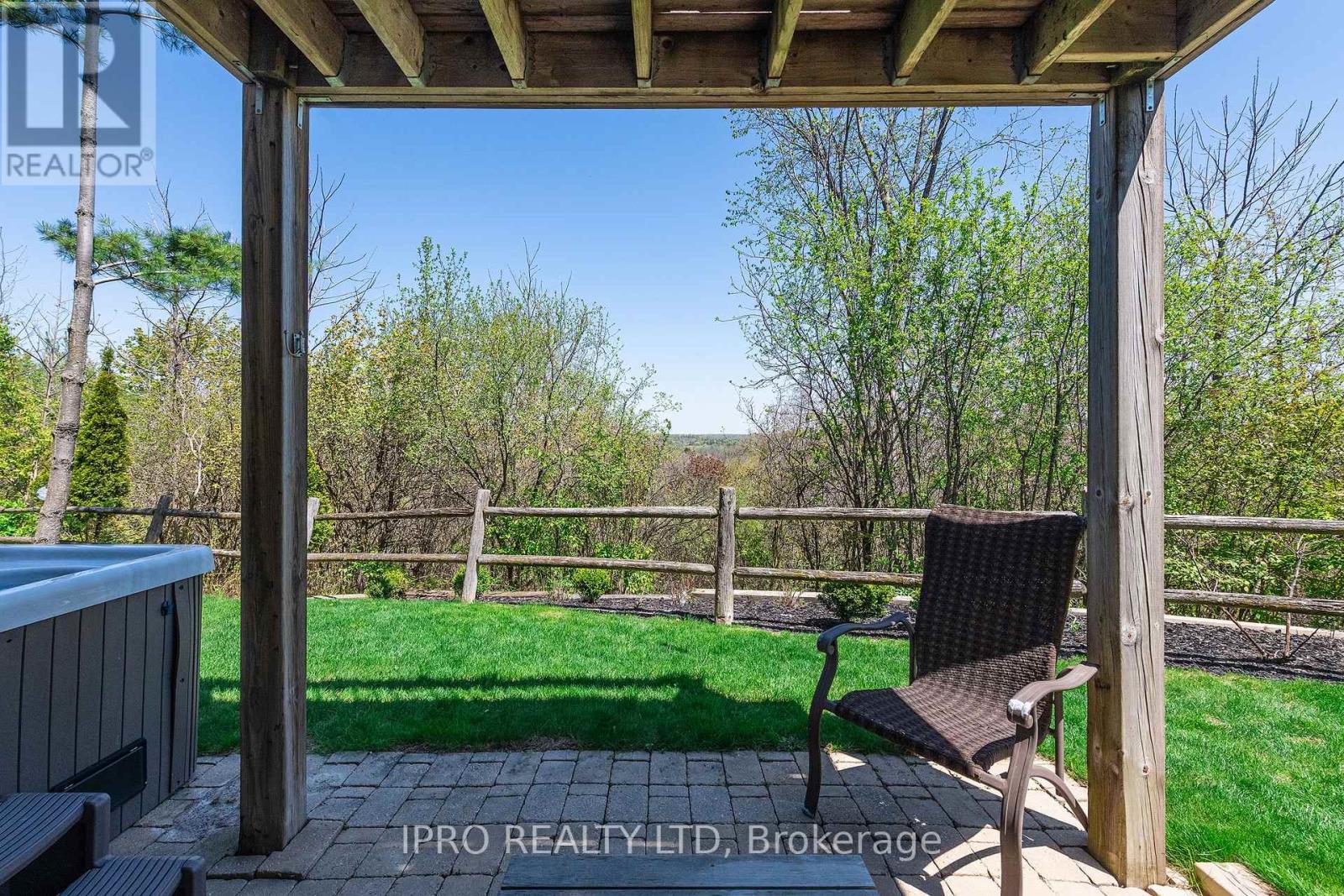 110 Rolling Hills Lane, Caledon, Ontario  L7E 4E1 - Photo 41 - W12149477