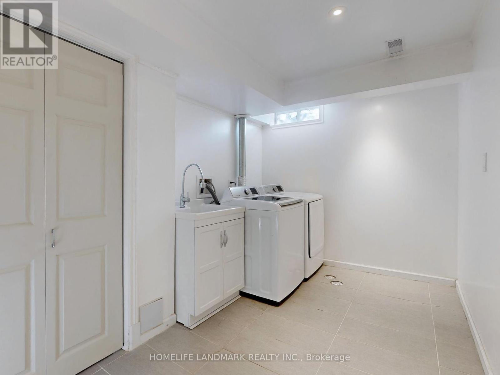 6 - 1240 Westview Terrace, Oakville, Ontario  L6M 3M4 - Photo 44 - W12149496