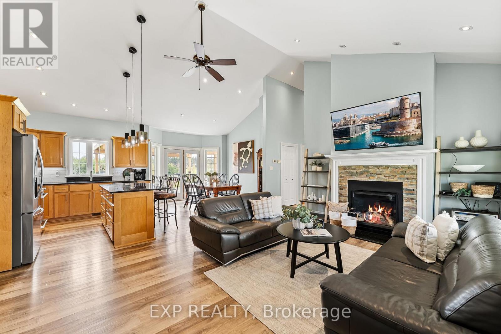 96 Huyck's Bay Road, Prince Edward County, Ontario  K0K 3L0 - Photo 8 - X12149558
