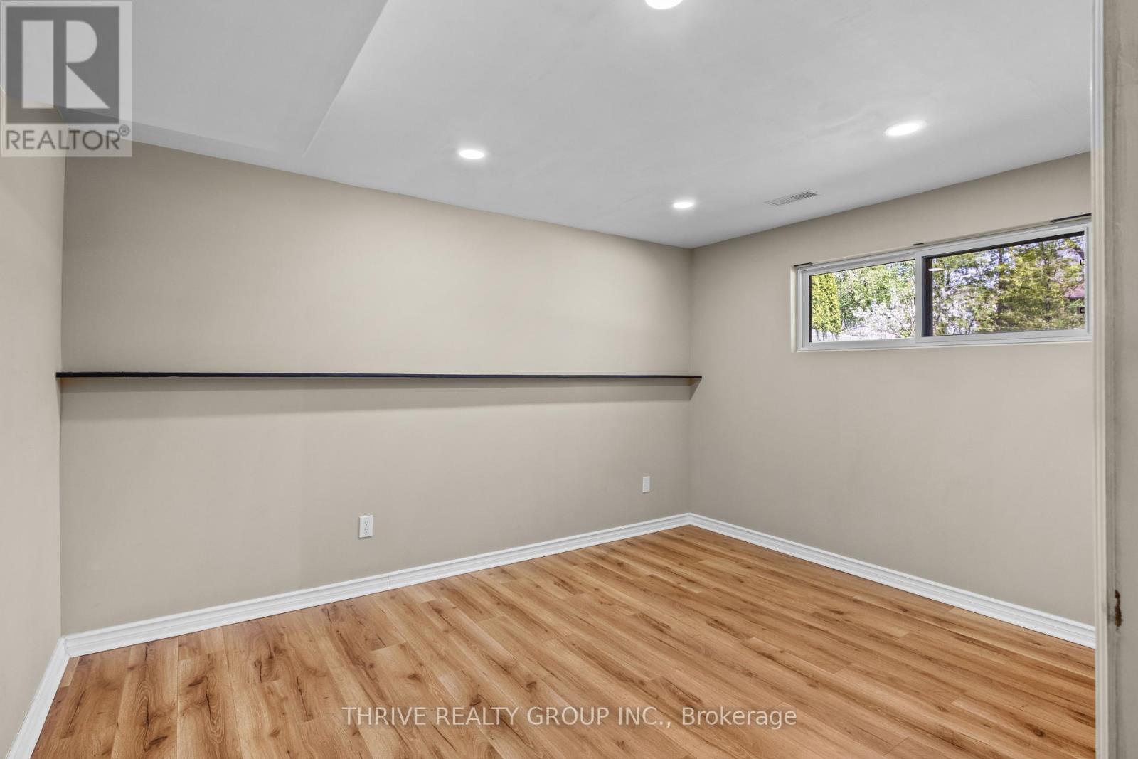 808 Westbury Crescent, London South, Ontario  N6J 3C7 - Photo 20 - X12149618