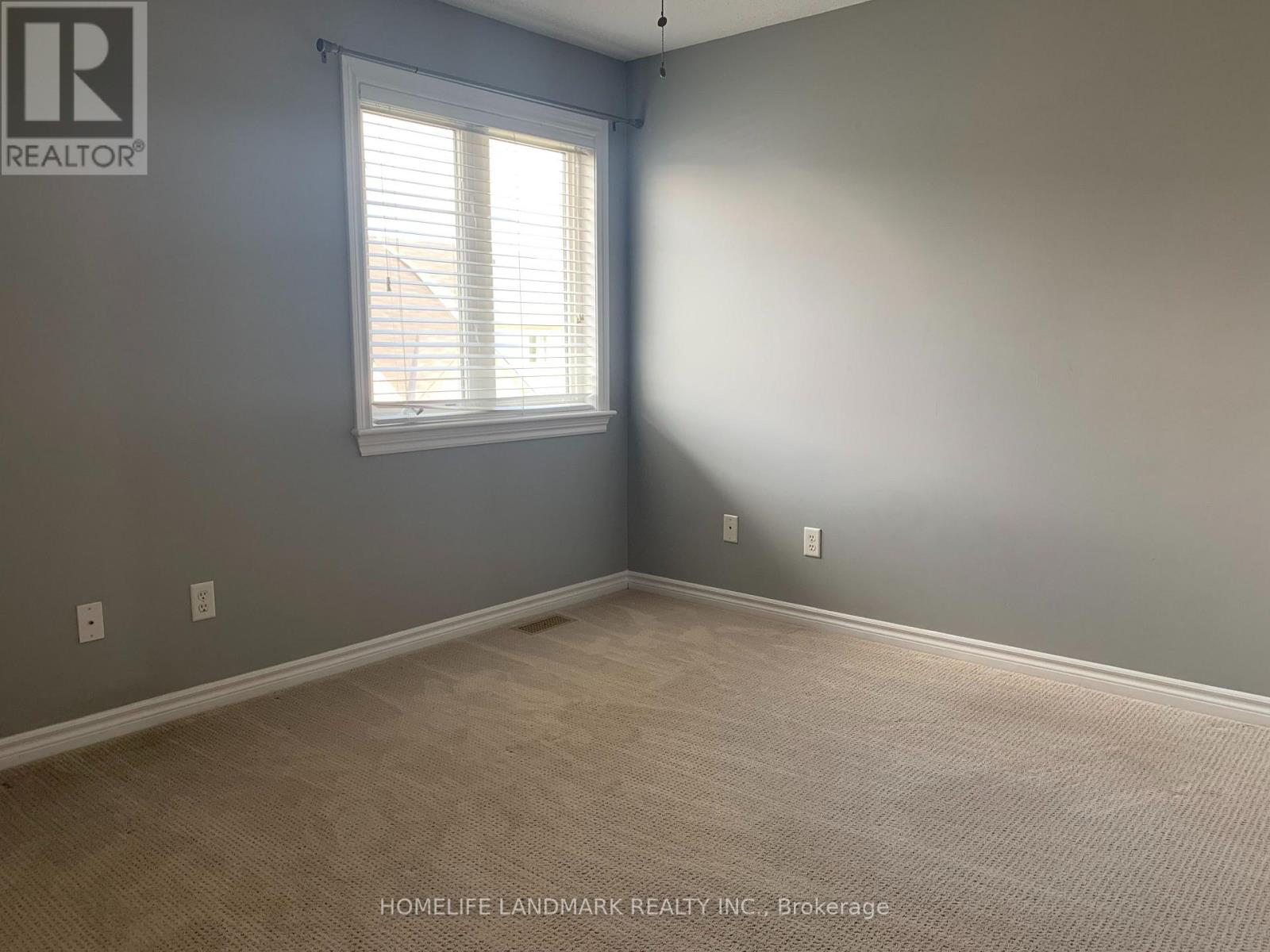 64 Black Bear Way, Ottawa, Ontario  K2S 2G7 - Photo 20 - X12149497