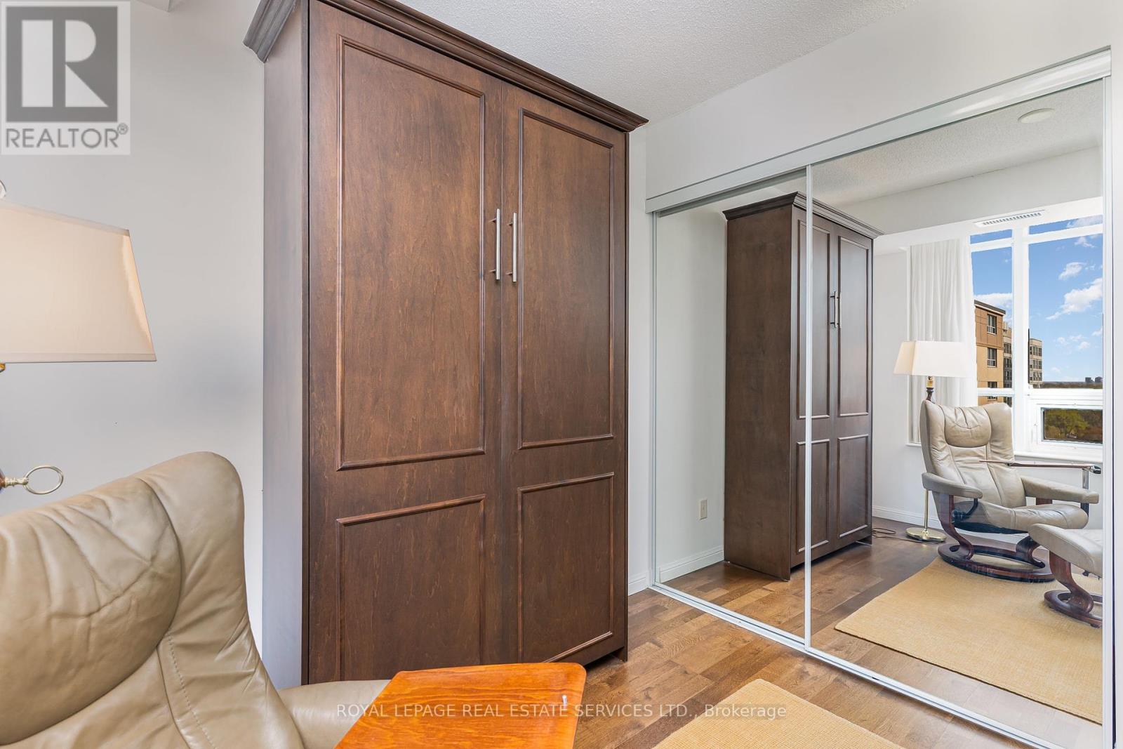 1203 - 900 Mount Pleasant Road, Toronto, Ontario  M4P 3J9 - Photo 17 - C12123781