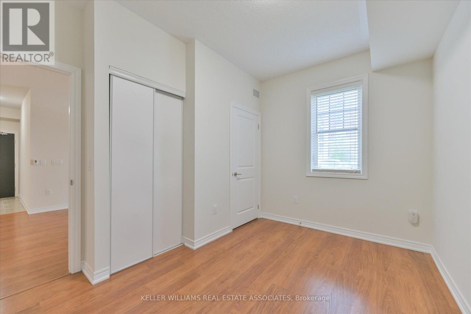 108 - 269 Georgian Drive, Oakville, Ontario  L6H 0H1 - Photo 15 - W12148648