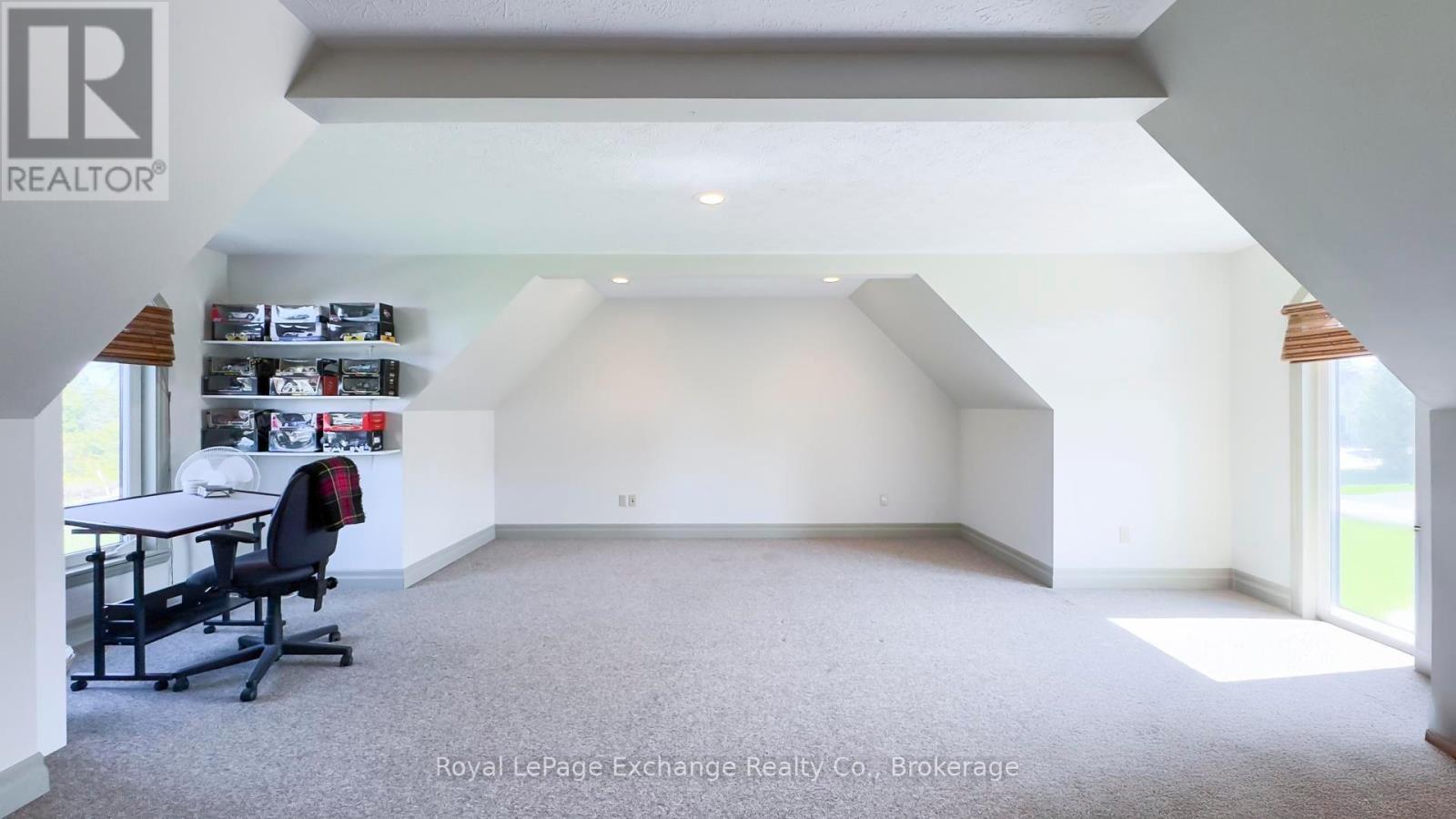 902 Park Place, Huron-Kinloss, Ontario  N2Z 0C4 - Photo 31 - X12149575